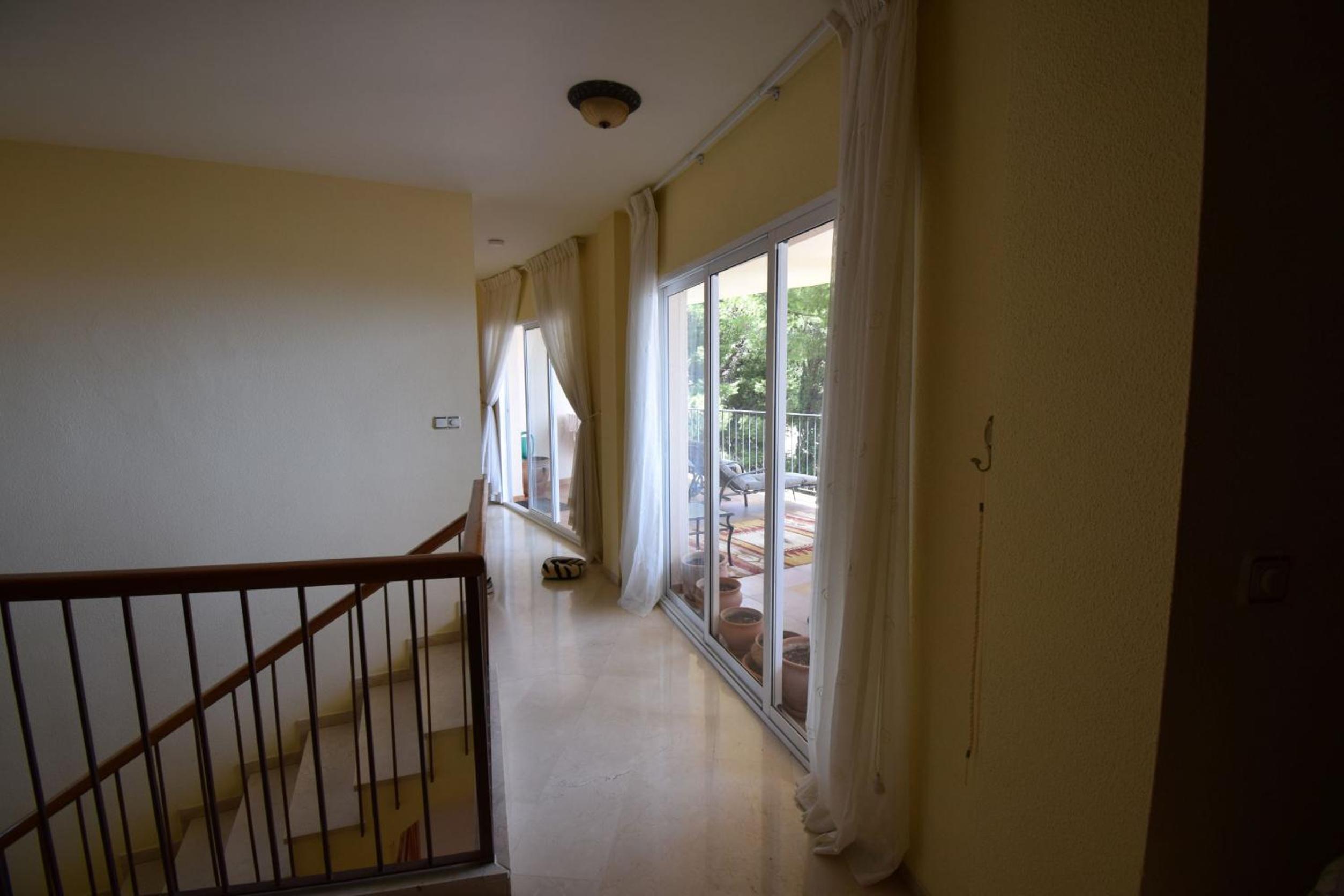 Three-Bedroom Villa photo 2