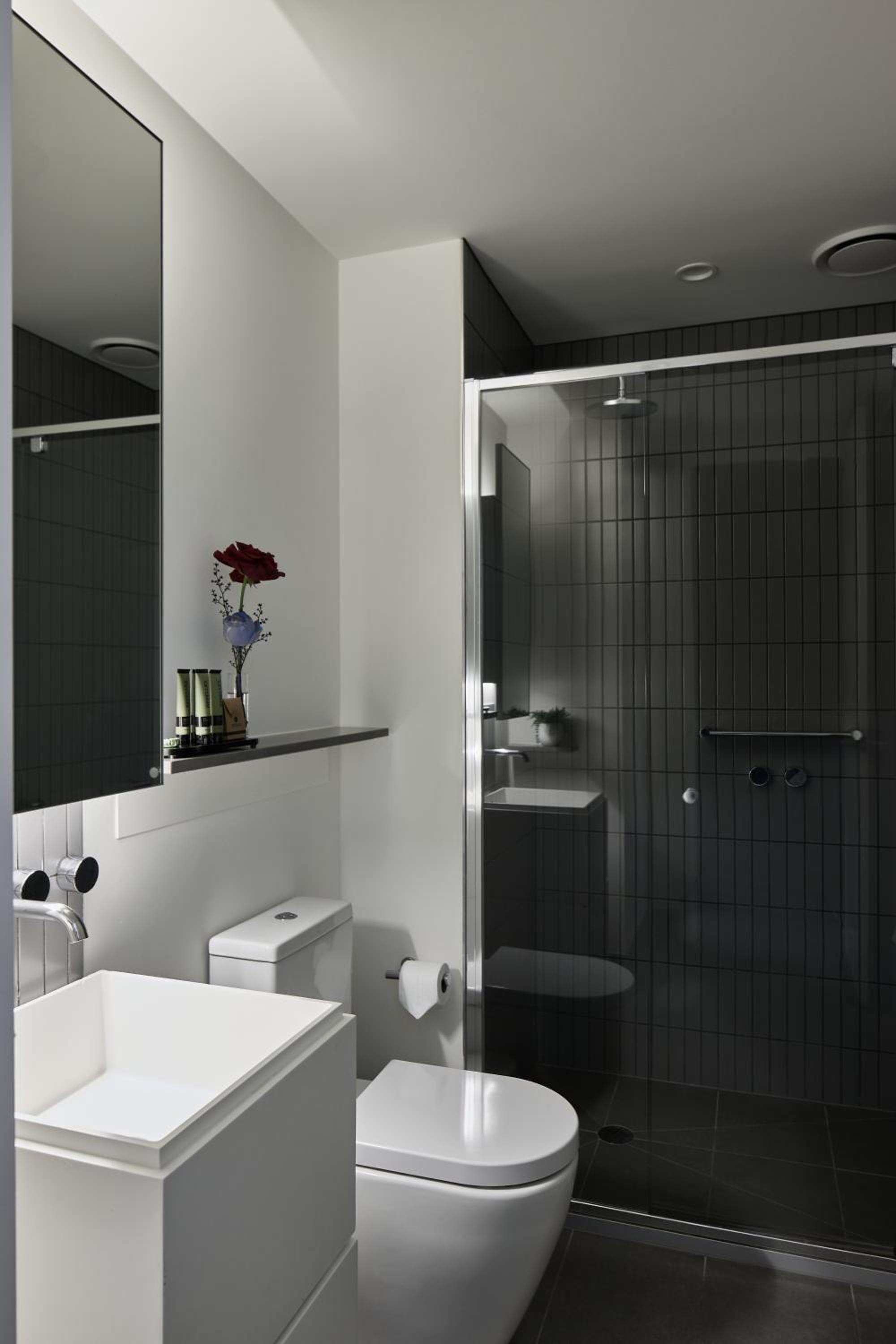Two-Bedroom Apartment - Photo 4