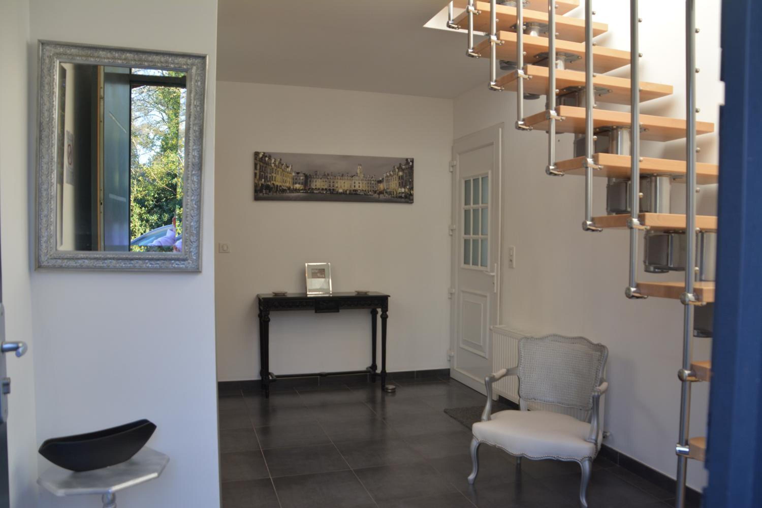 Three-Bedroom House photo 1