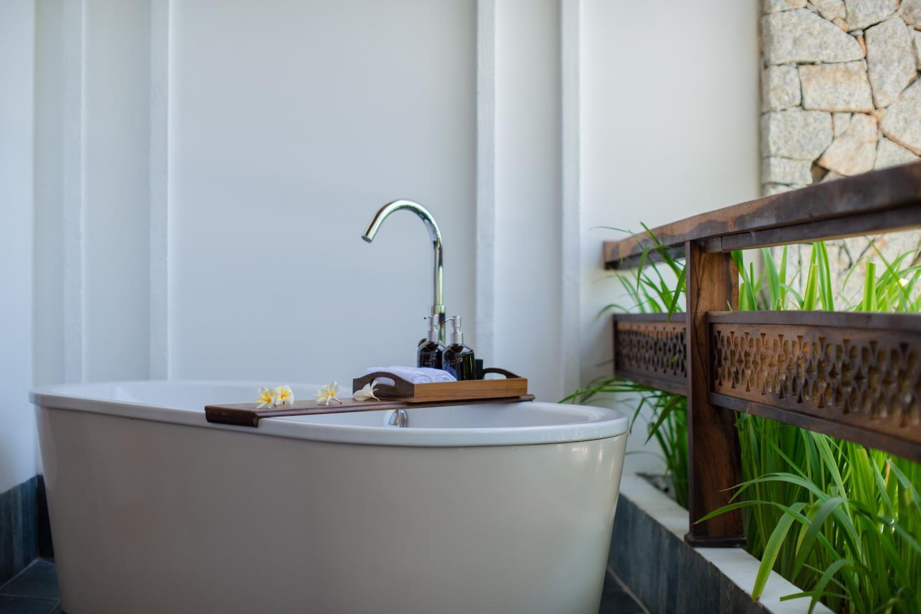 Ocean View Premium King - Photo 13