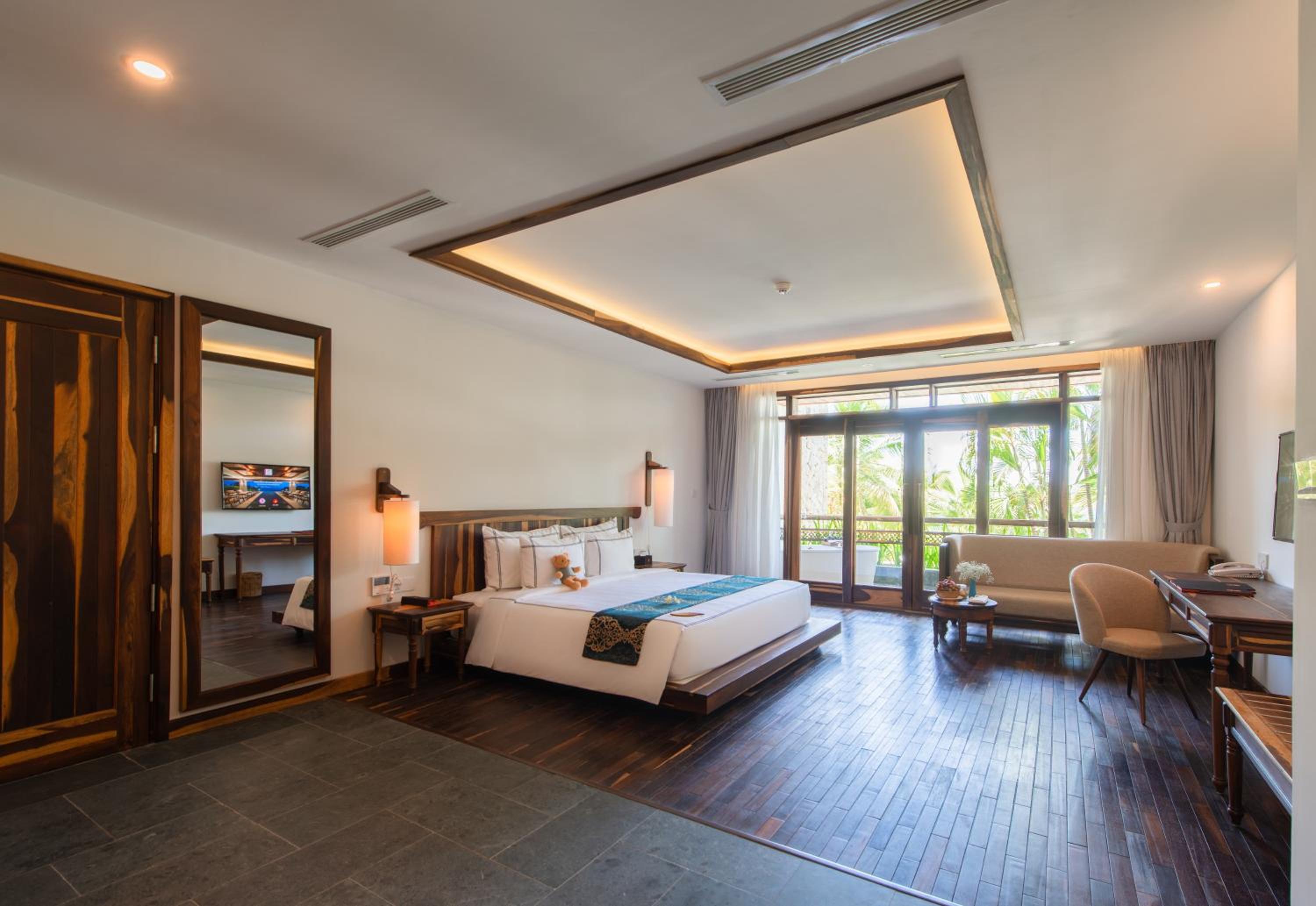 Ocean View Premium King - Photo 4