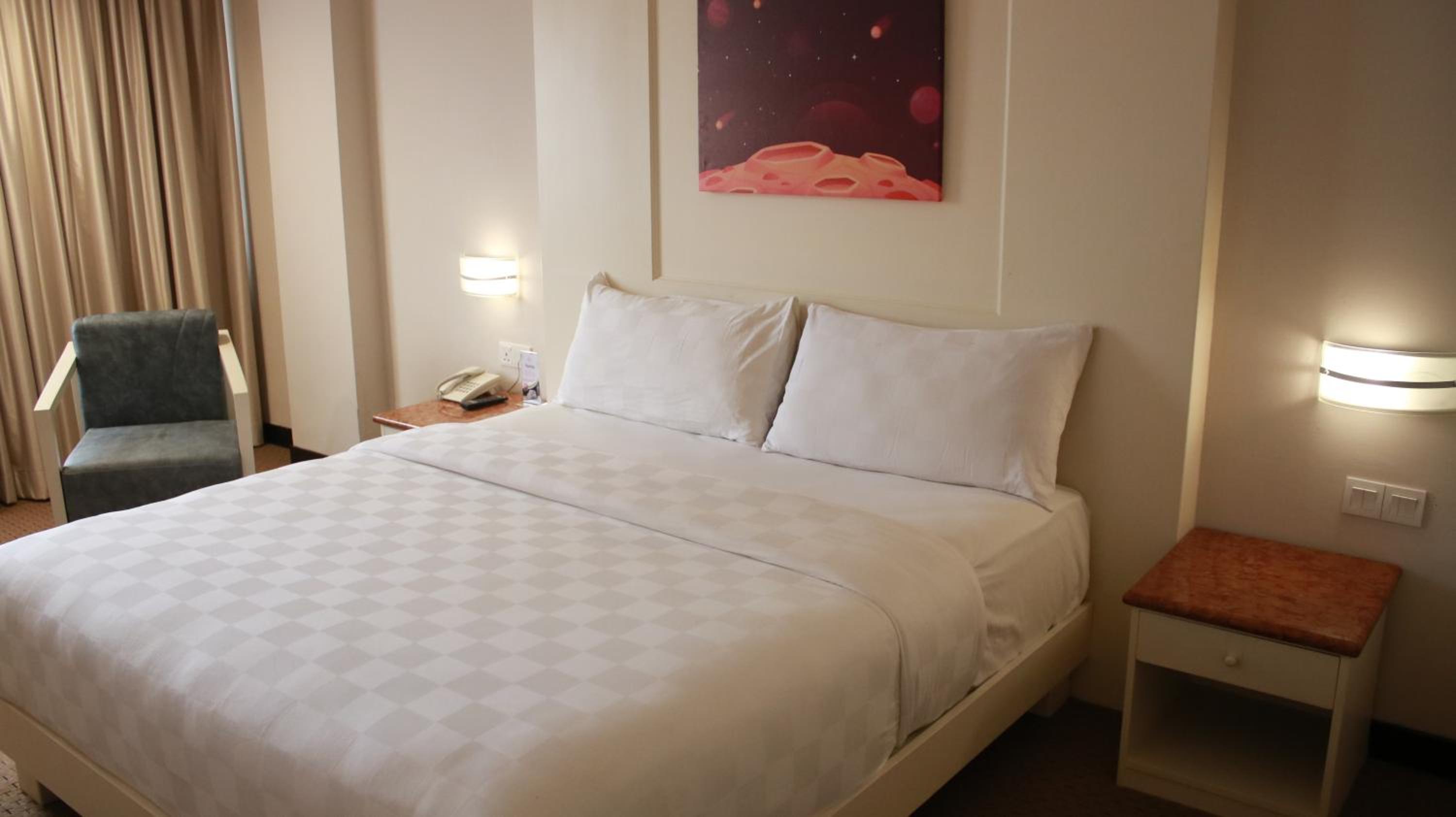 Deluxe Double Room - Photo 7