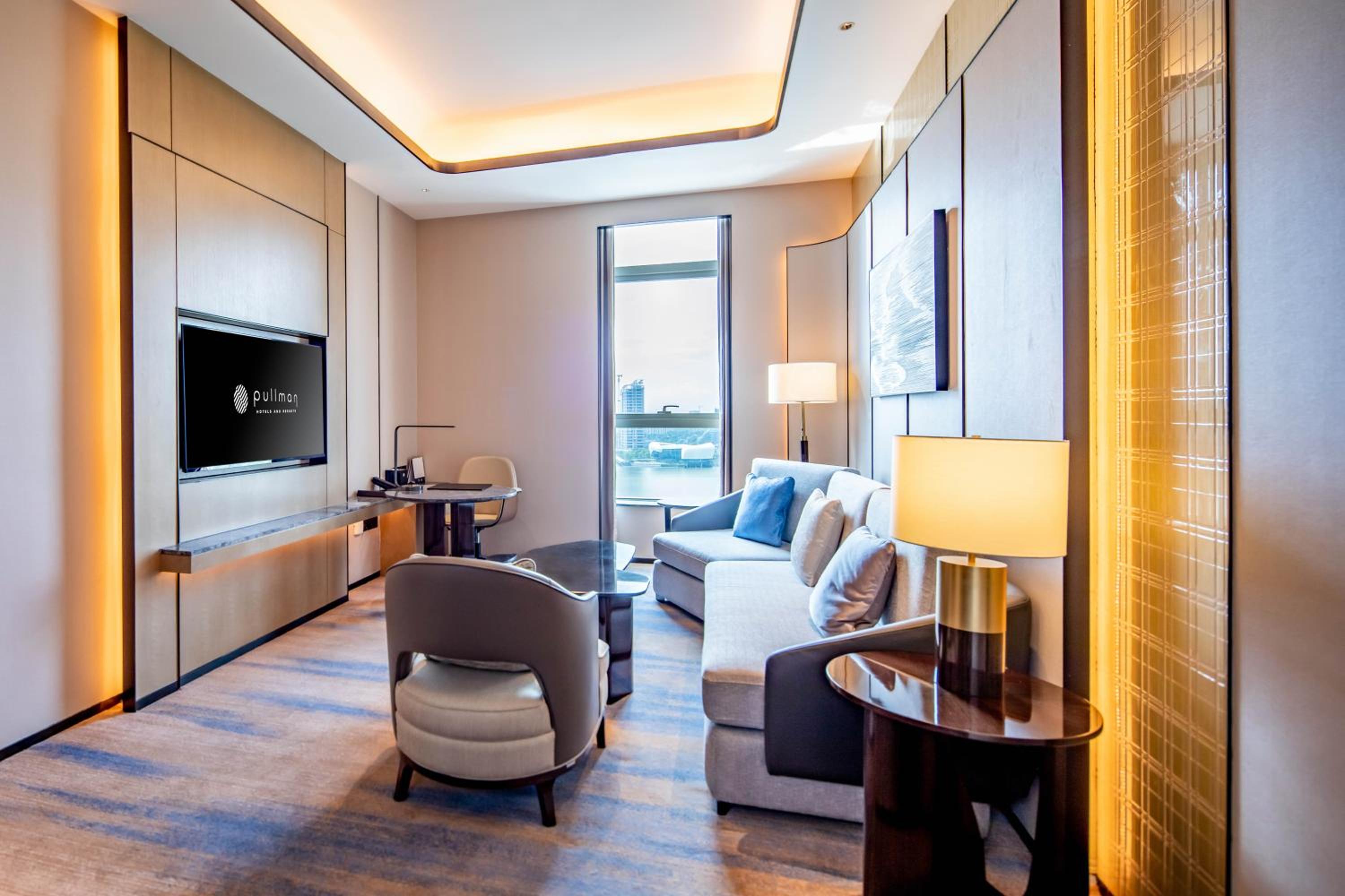 Deluxe King Suite with Lounge Access - Photo 1