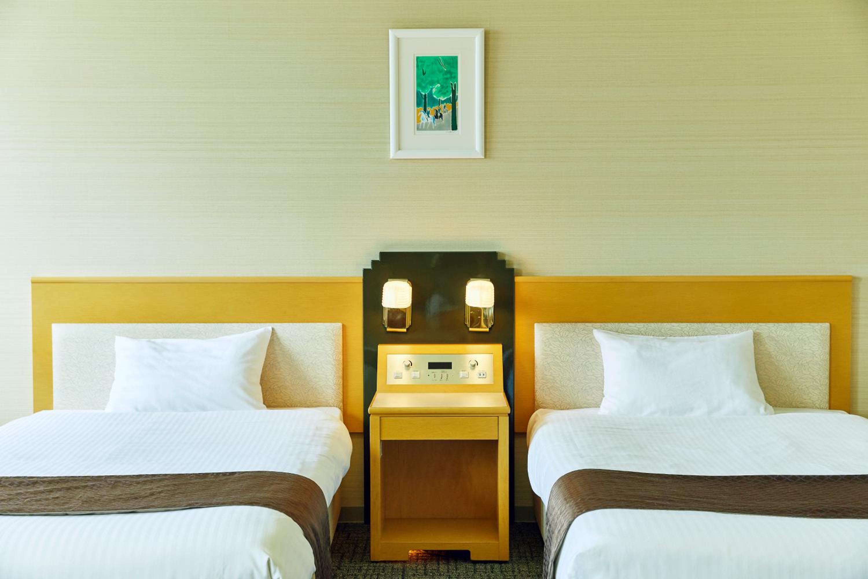 Twin Room (With Private Bath) photo 3
