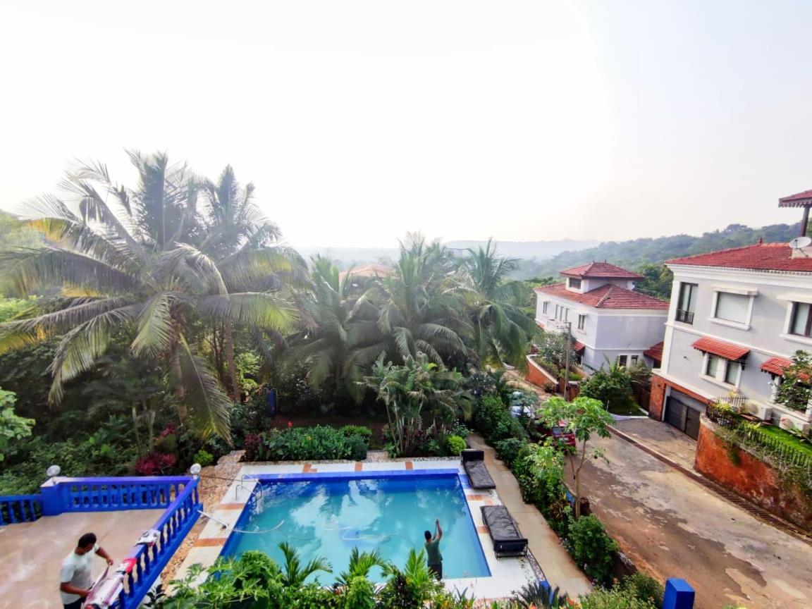 Villa photo 1