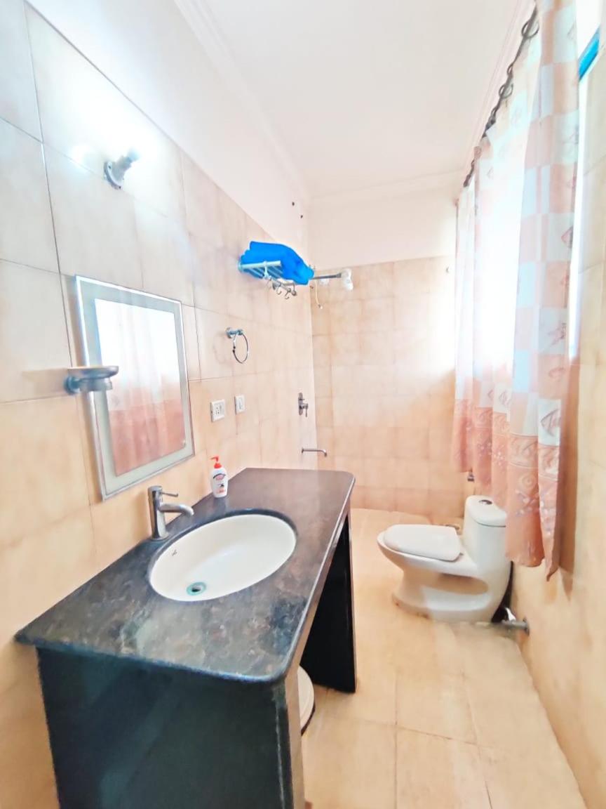 Villa photo 2