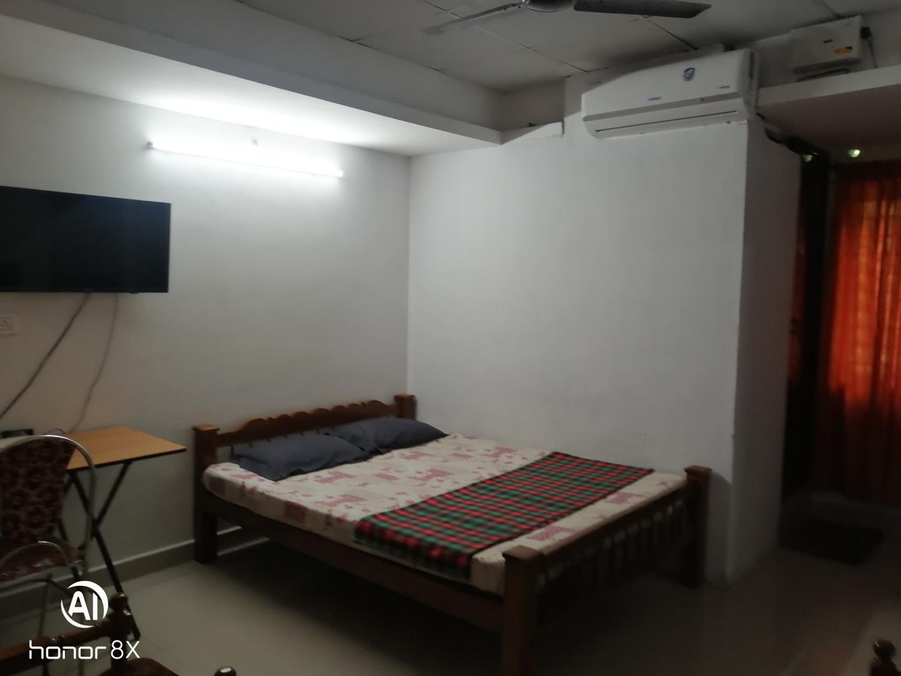 Economy Double or Twin Room photo 3