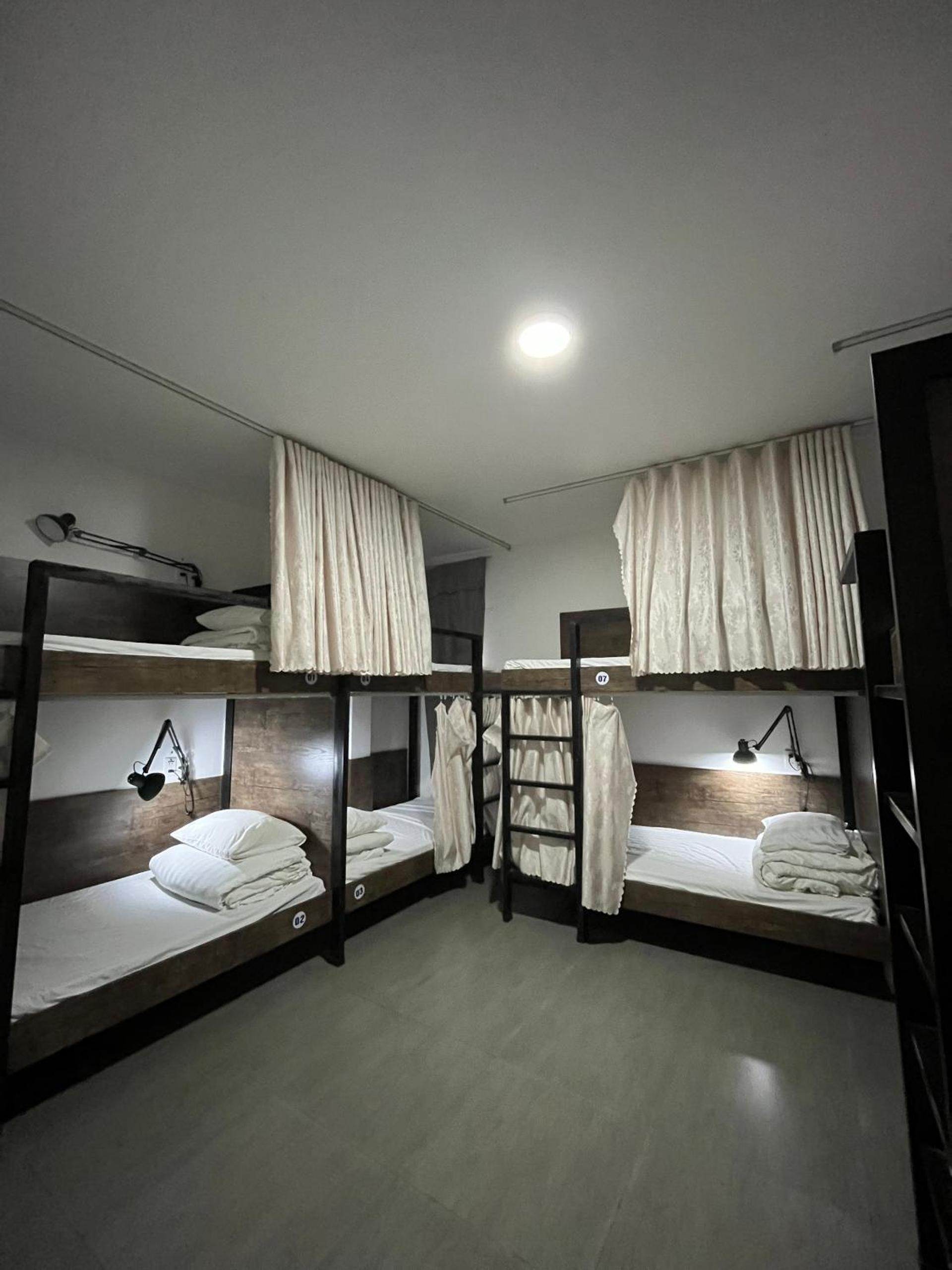 Bed in 10-Bed Mixed Dormitory Room