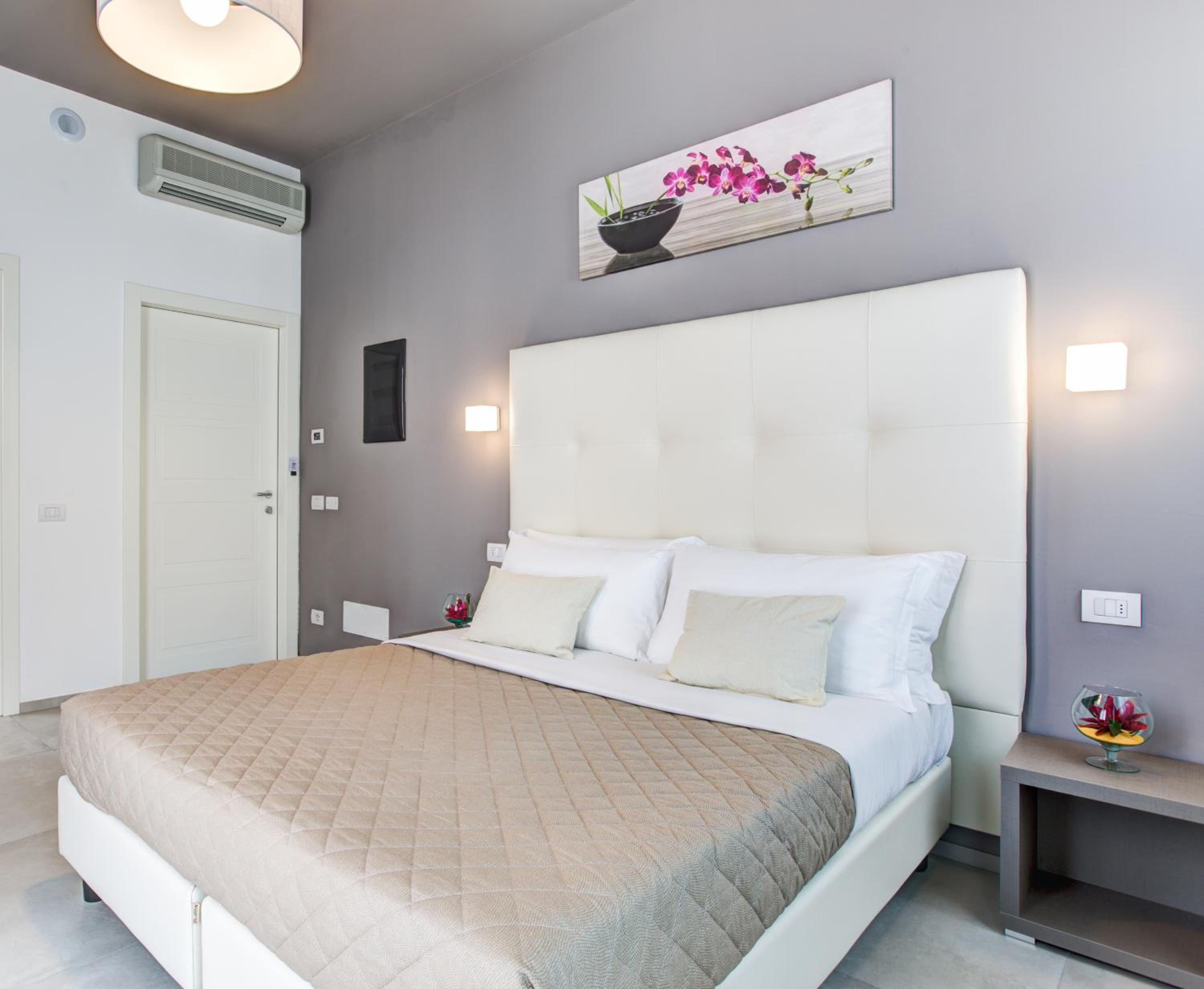Standard Double or Twin Room photo 2