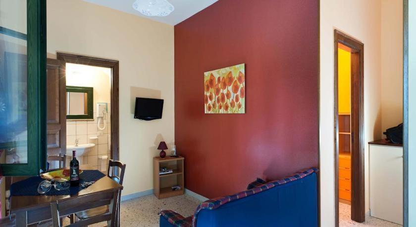 Two-Bedroom Apartment with Sea View photo 2