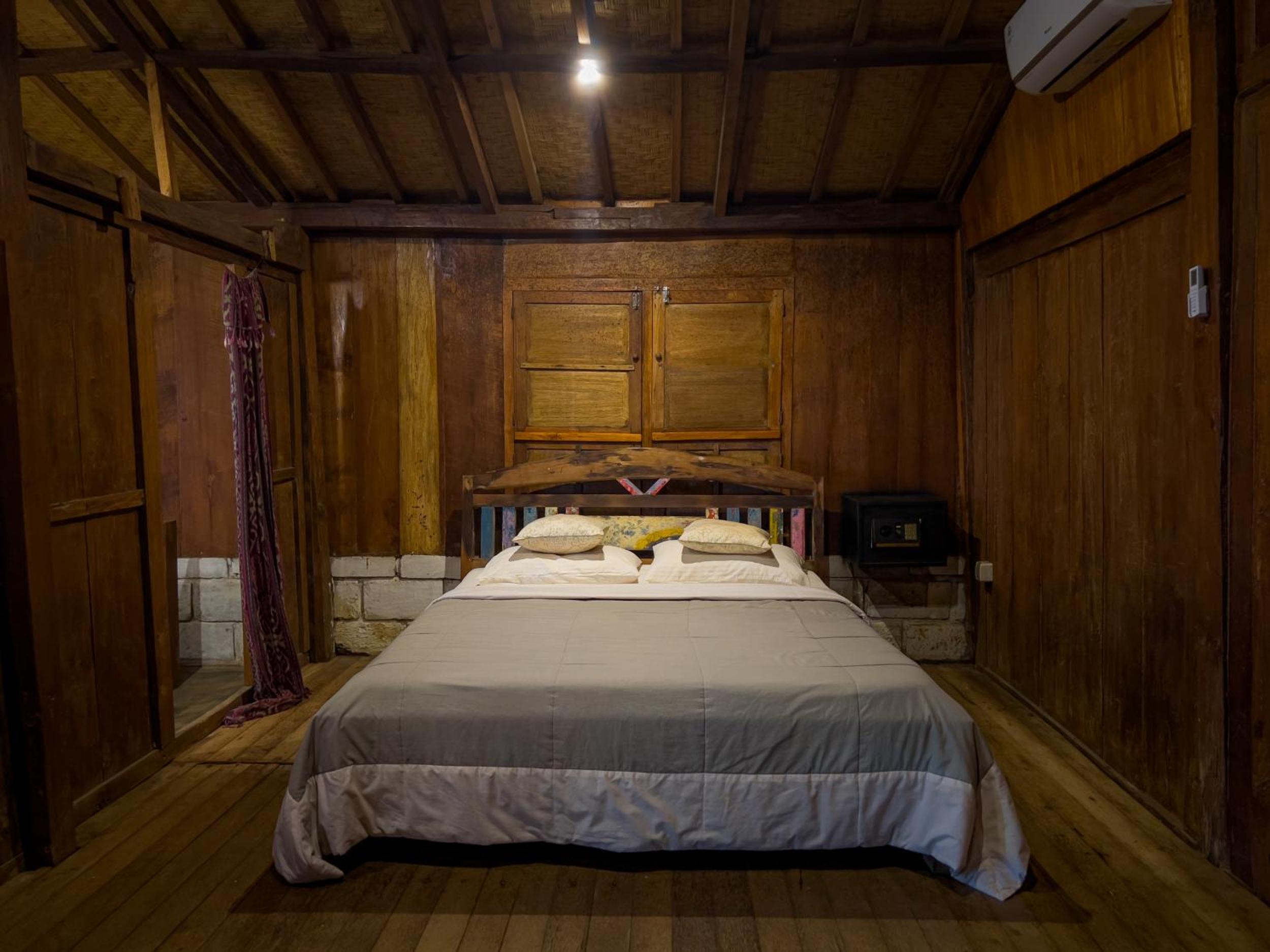 Two-Bedroom Villa (6 Adults) - Photo 4