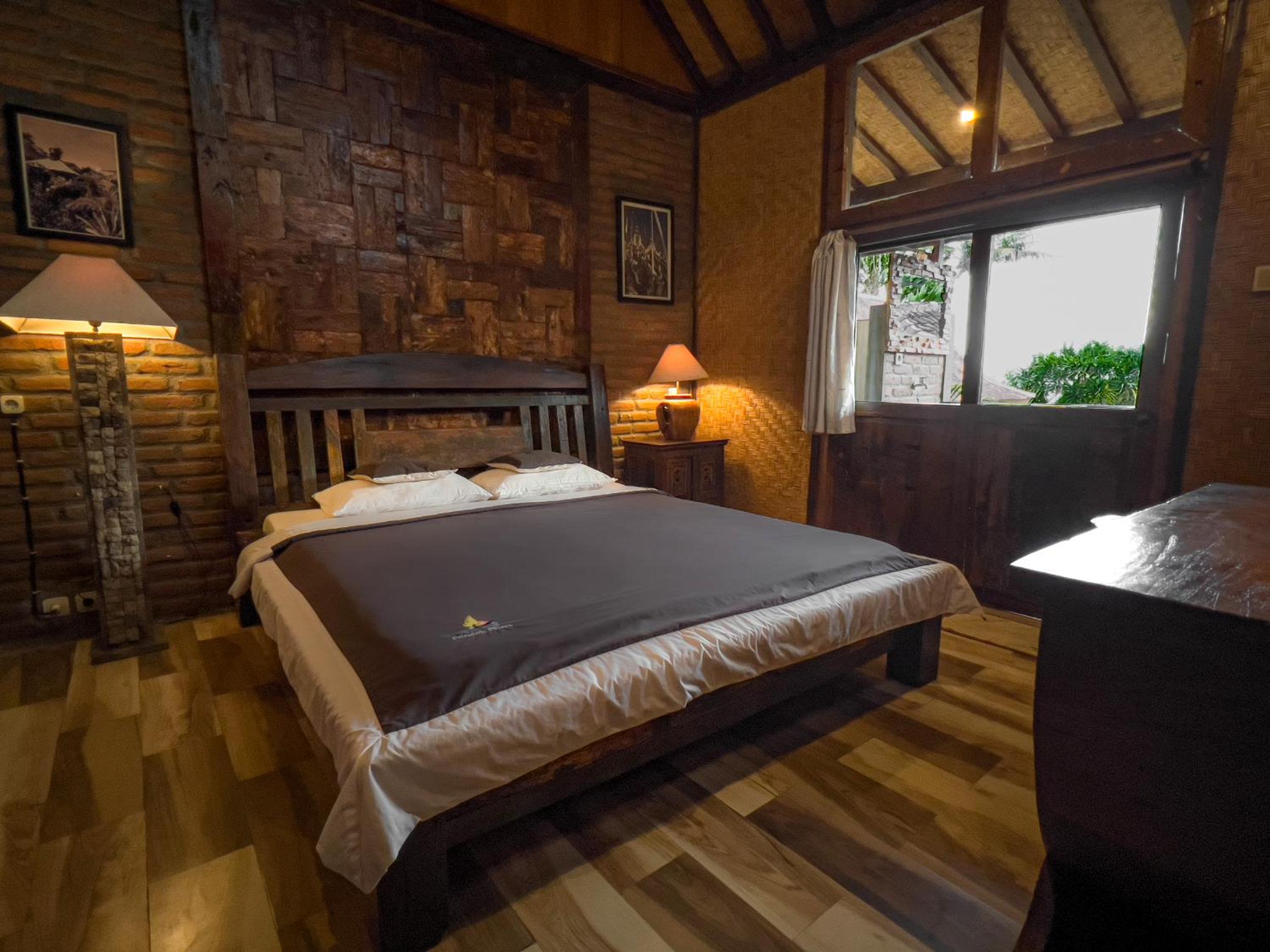 One-Bedroom Suite - Photo 4