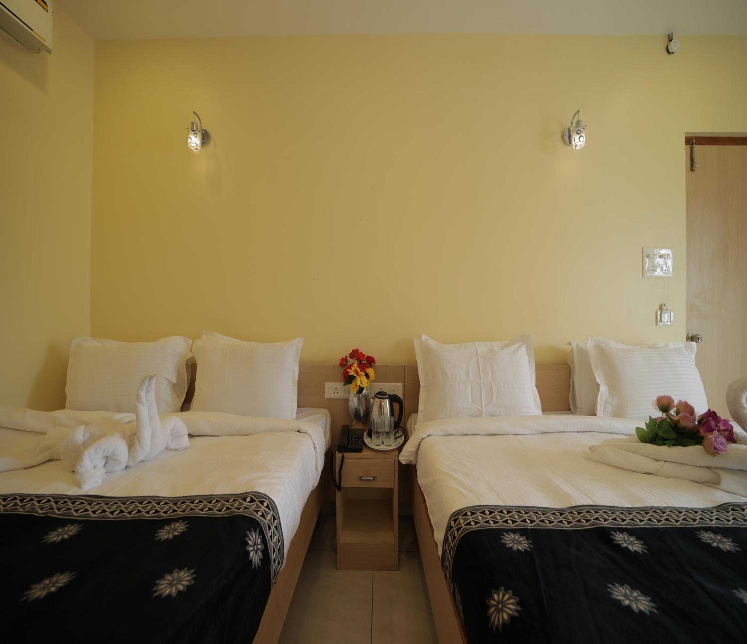 Suite - Photo 8