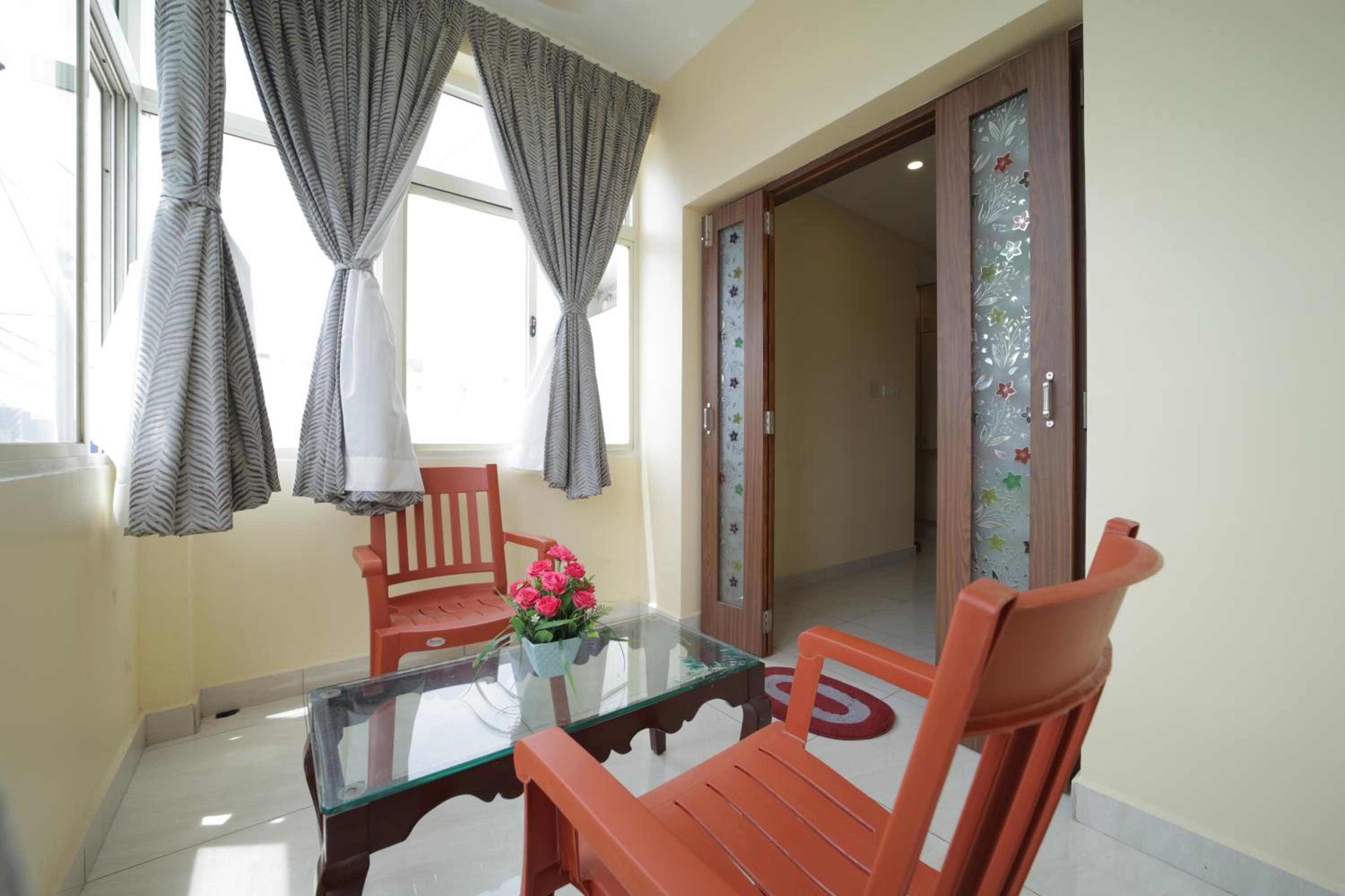 Suite - Photo 7