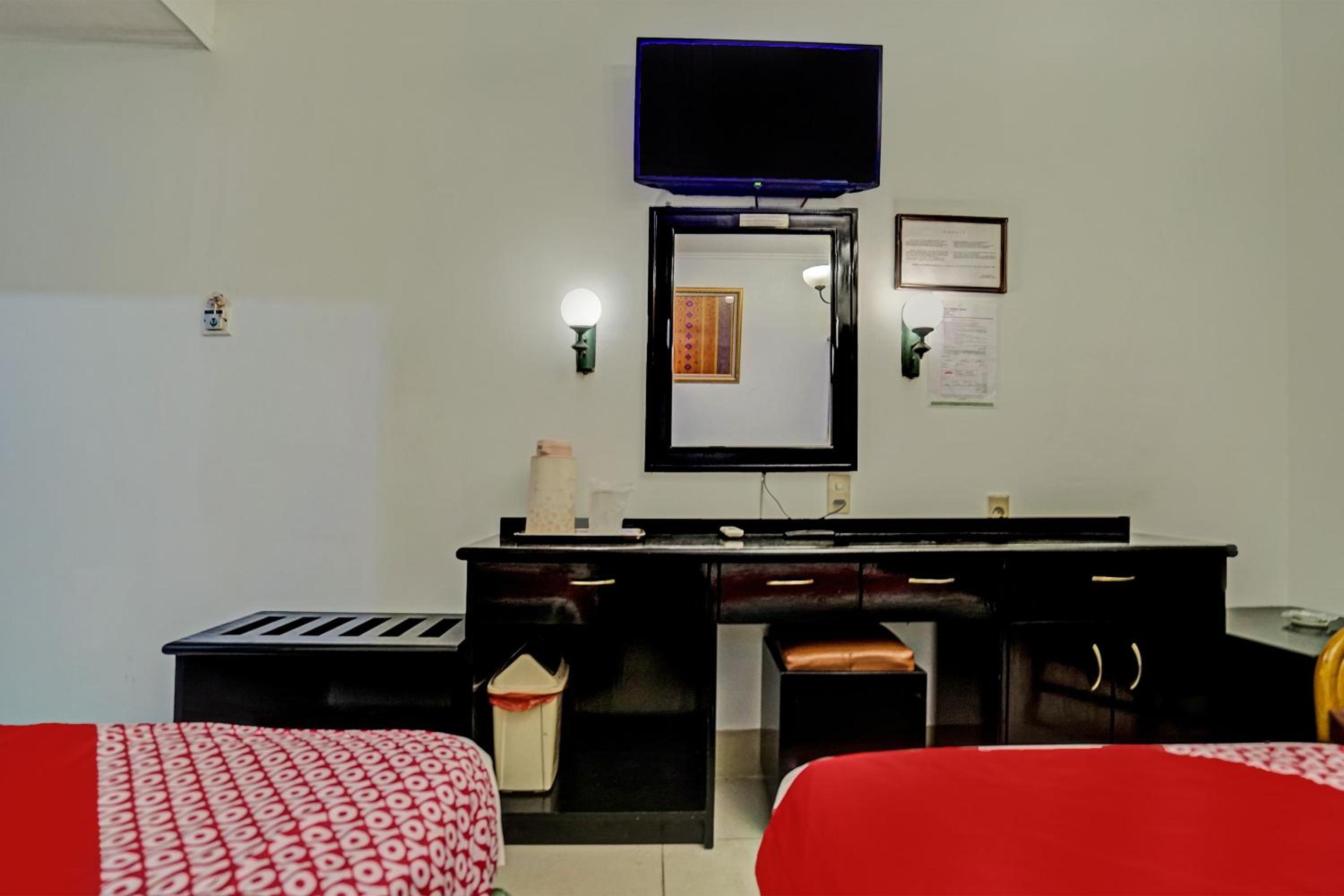 Superior Twin Room - Photo 4