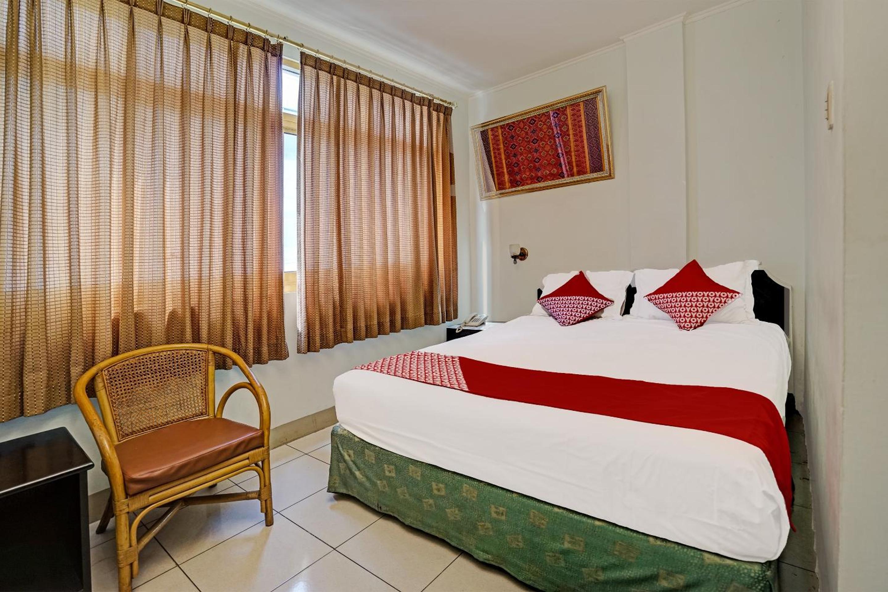 Deluxe Suite - Photo 1