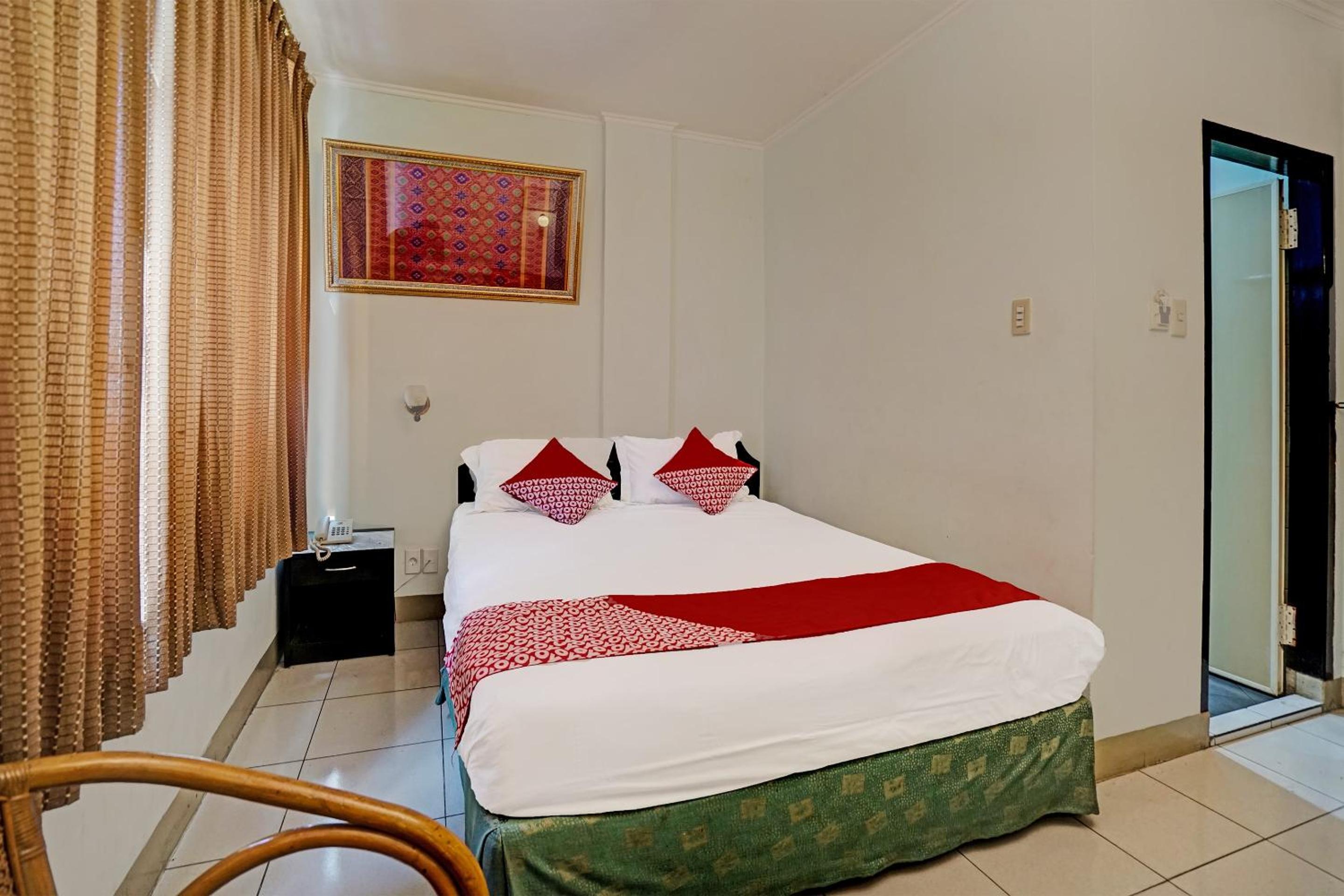 Deluxe Suite - Photo 6
