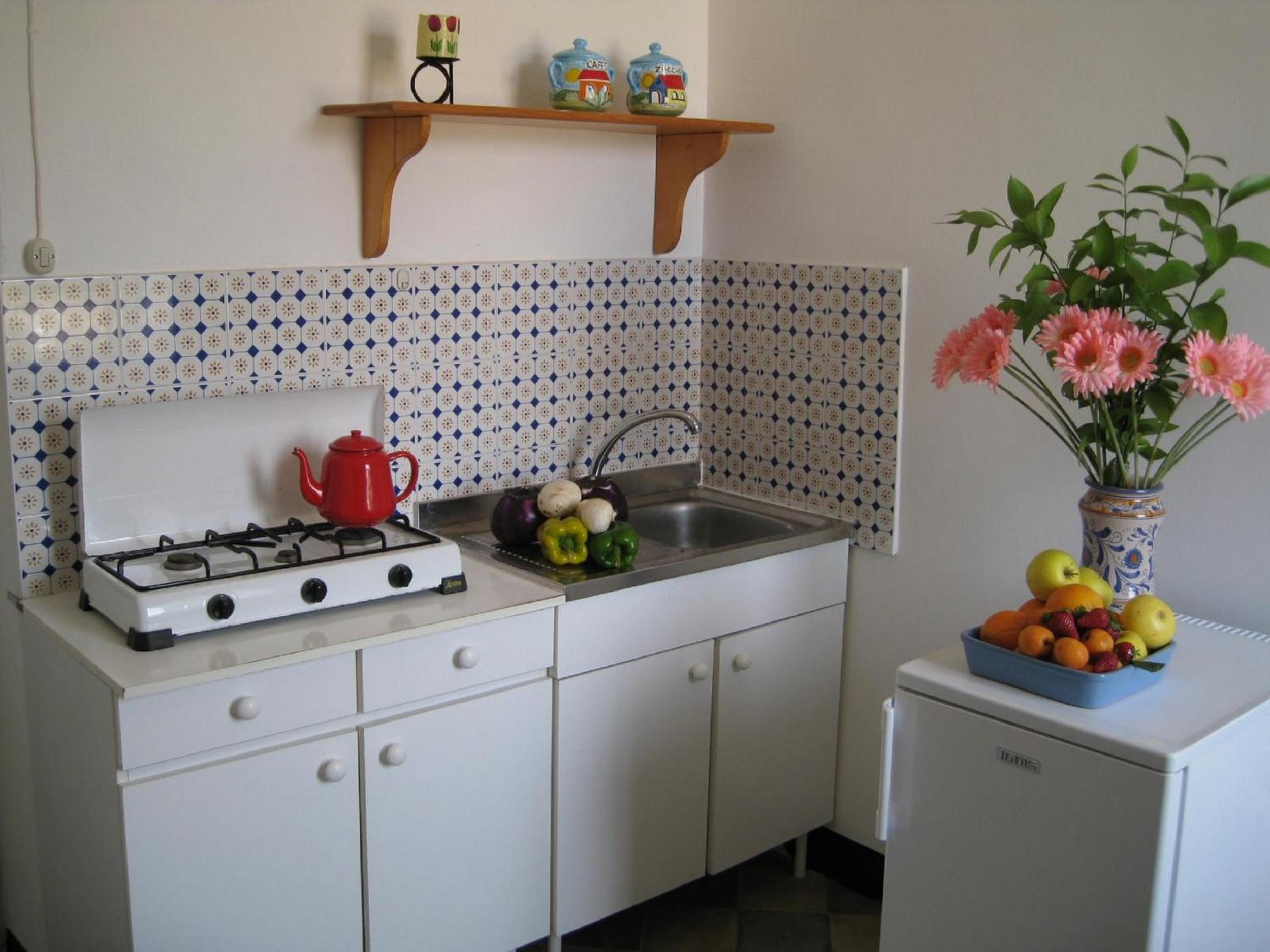 Small One-Bedroom Apartment (2 Adults)
