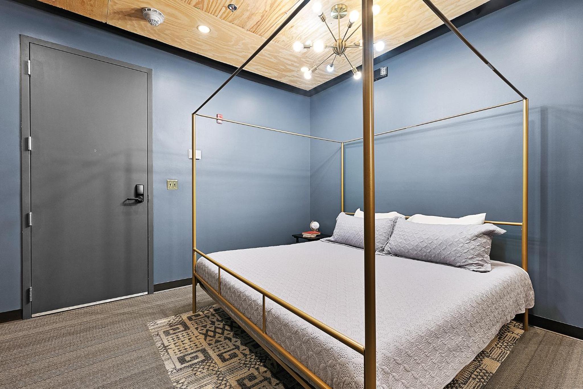 Single Room with Shower
