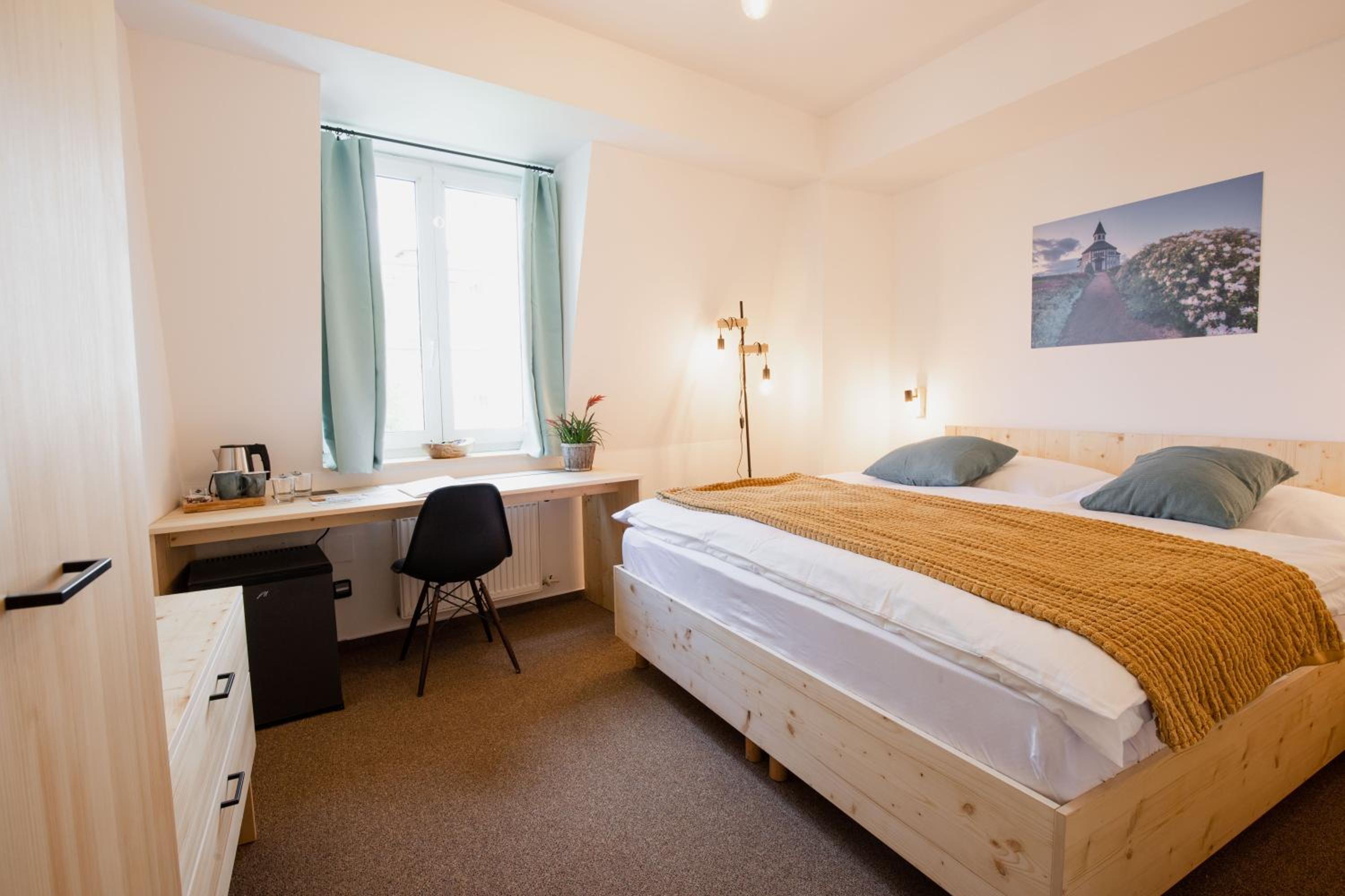 Double or Twin Room - Photo 2