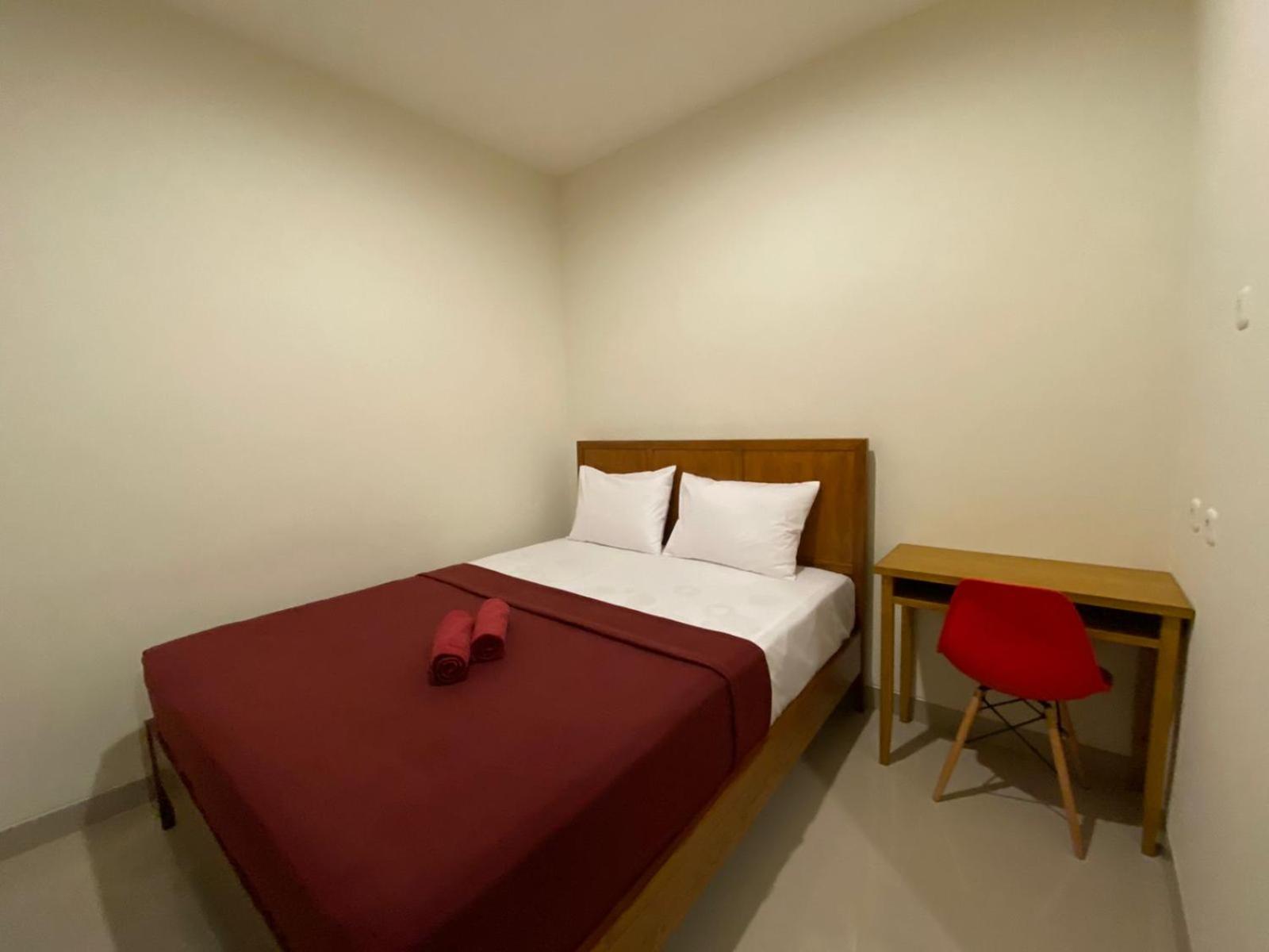 Standard Queen Room - Photo 4