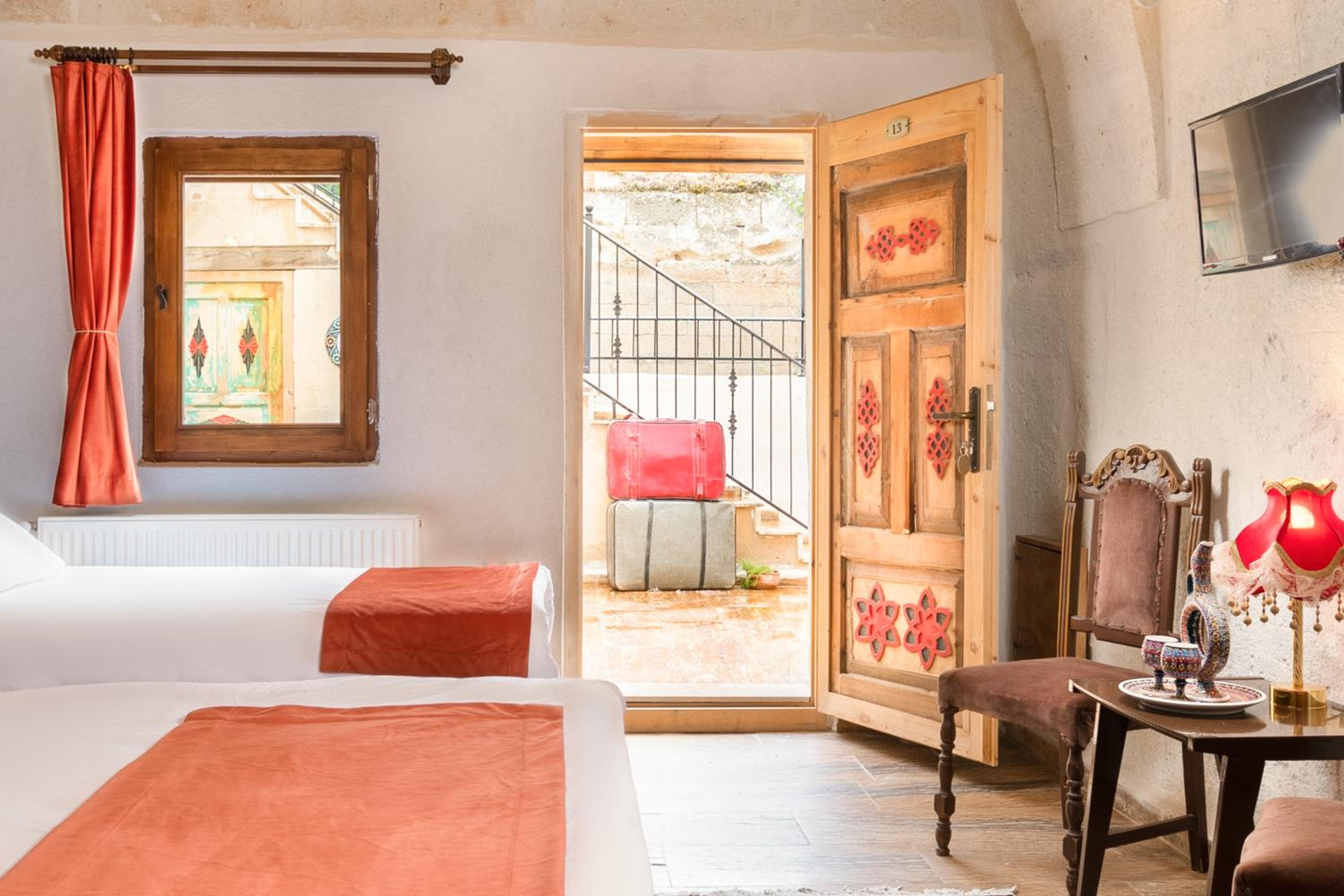 Triple Room - Photo 11