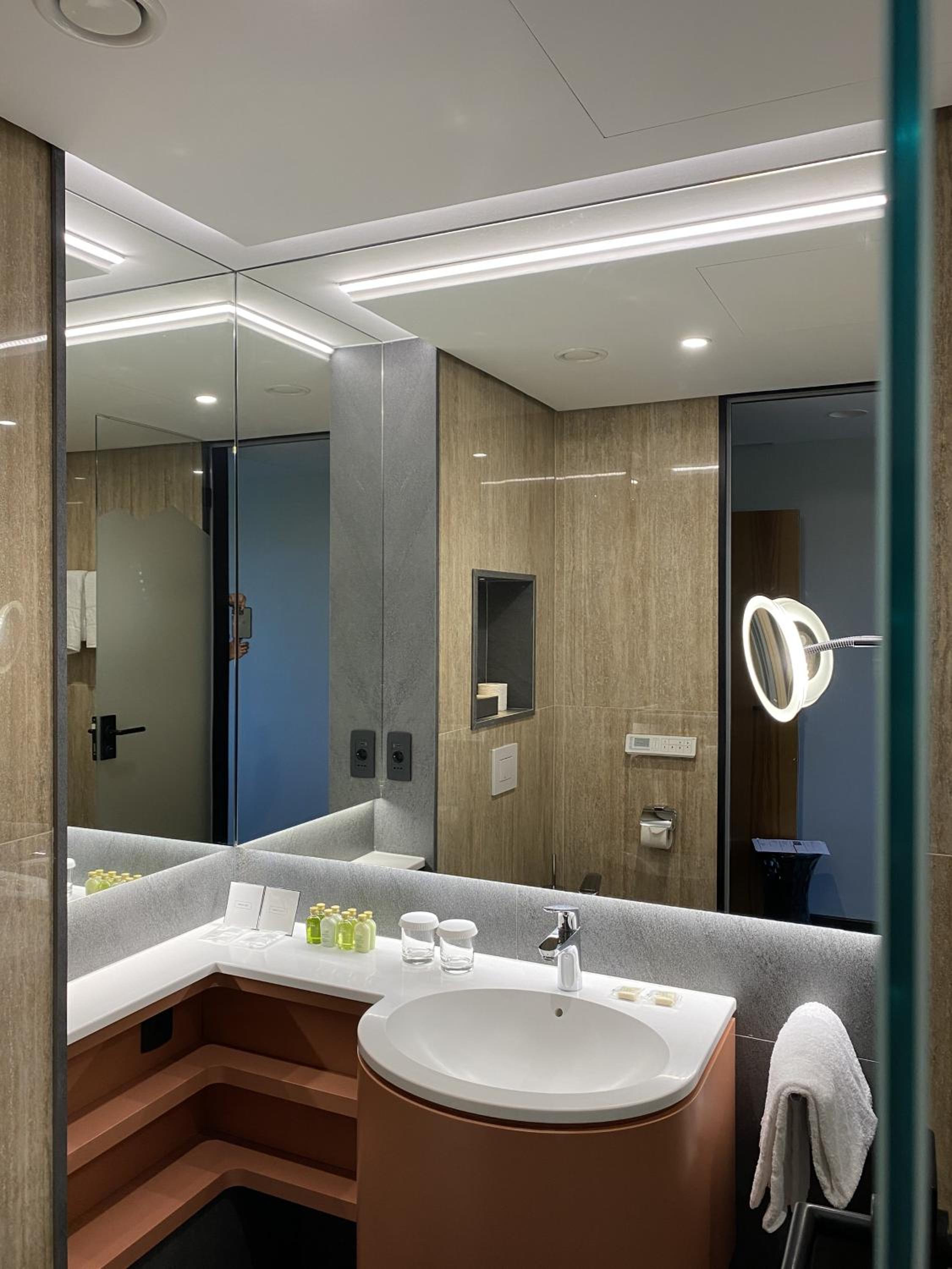 Superior Double Room - Photo 2