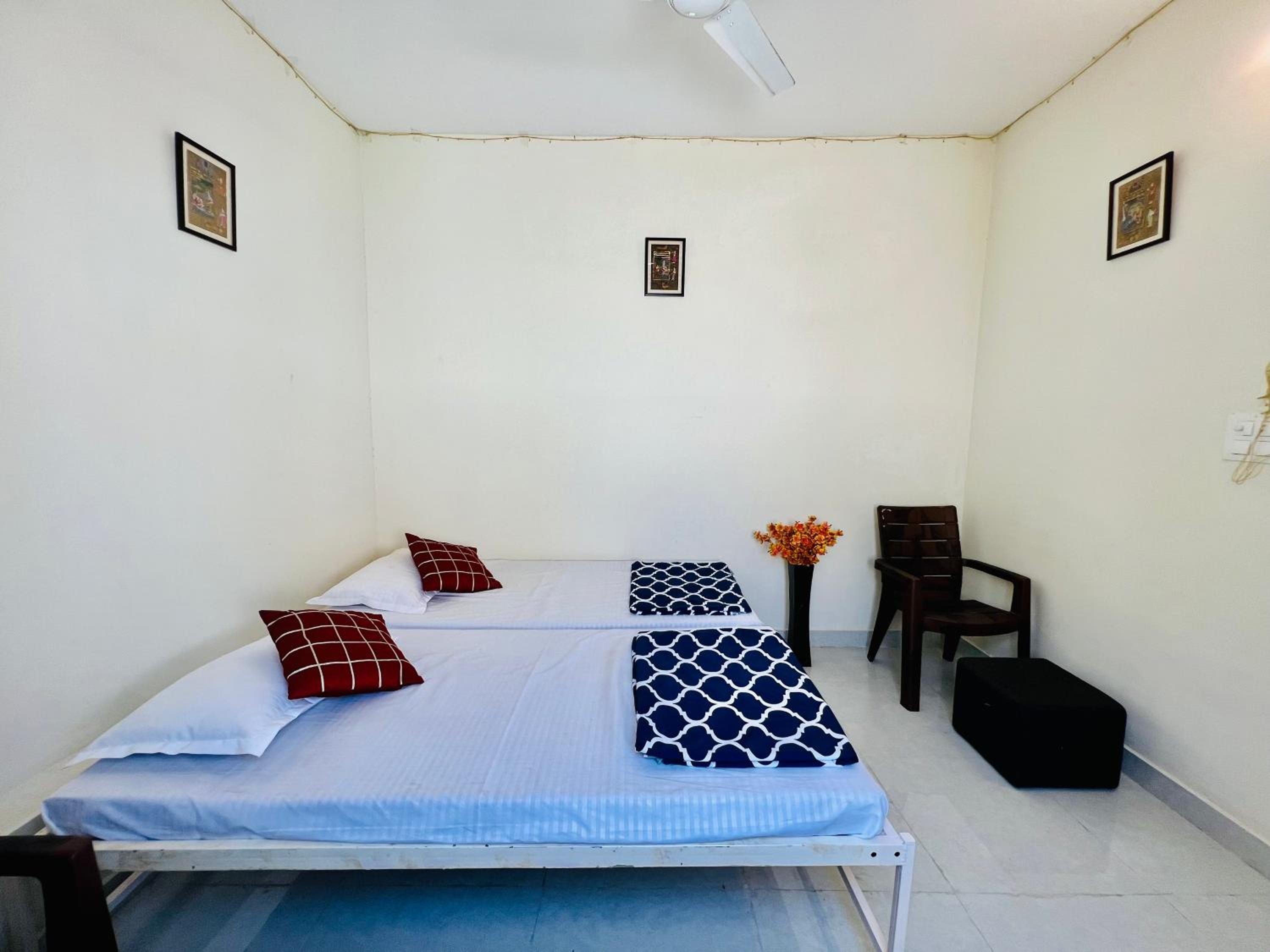 Standard Double Room - Photo 1