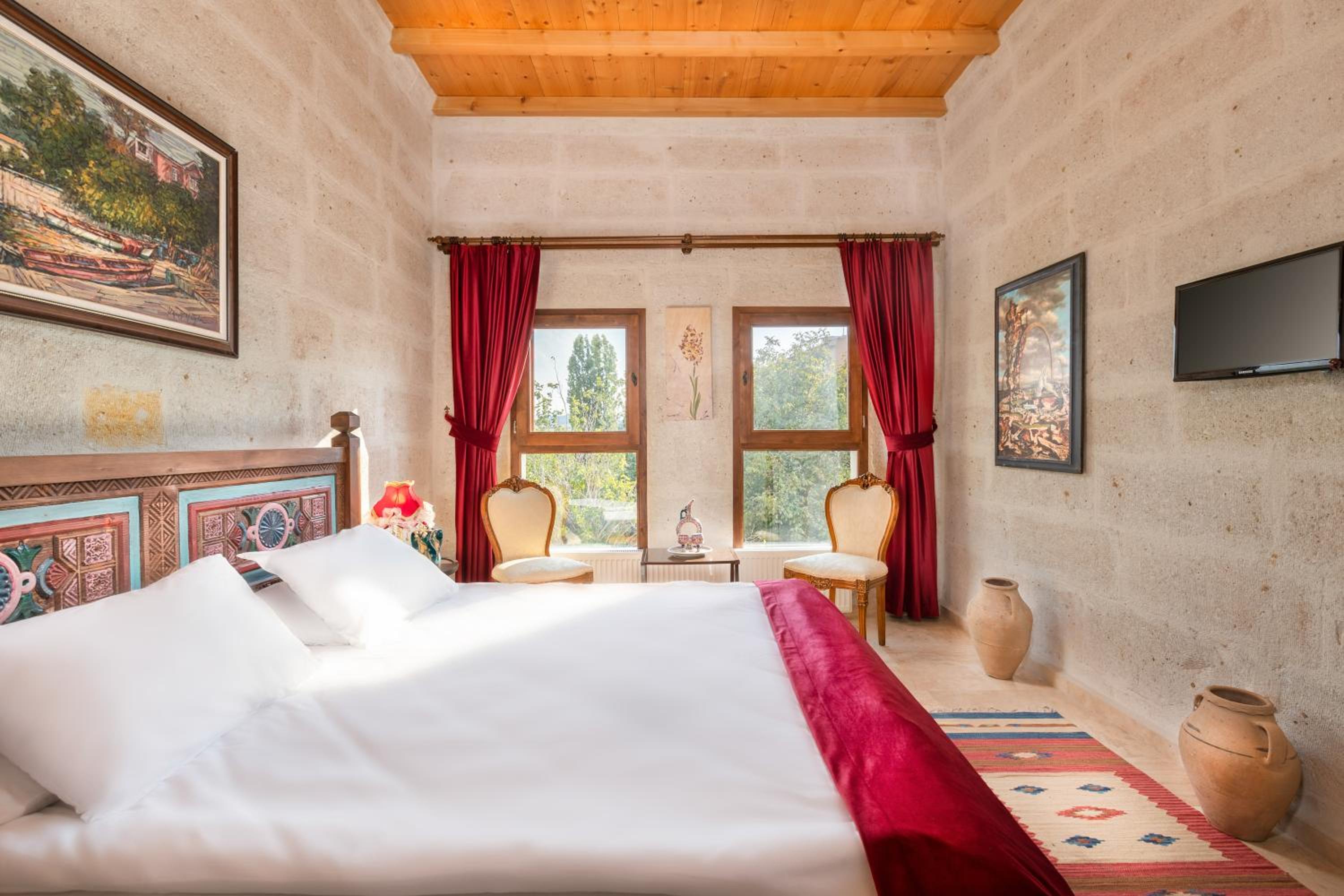 Superior Double Room - Photo 1