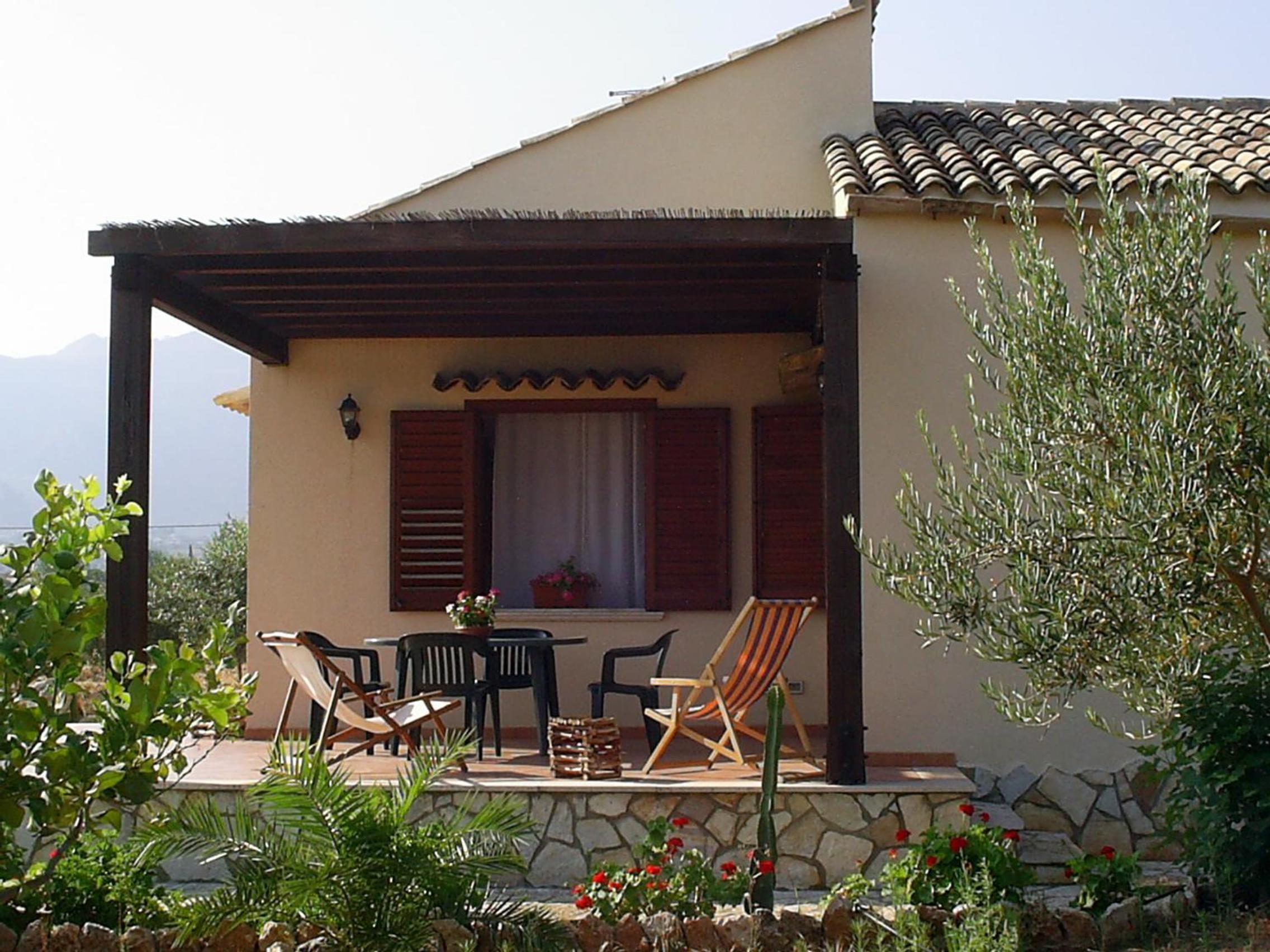 Villa photo 3