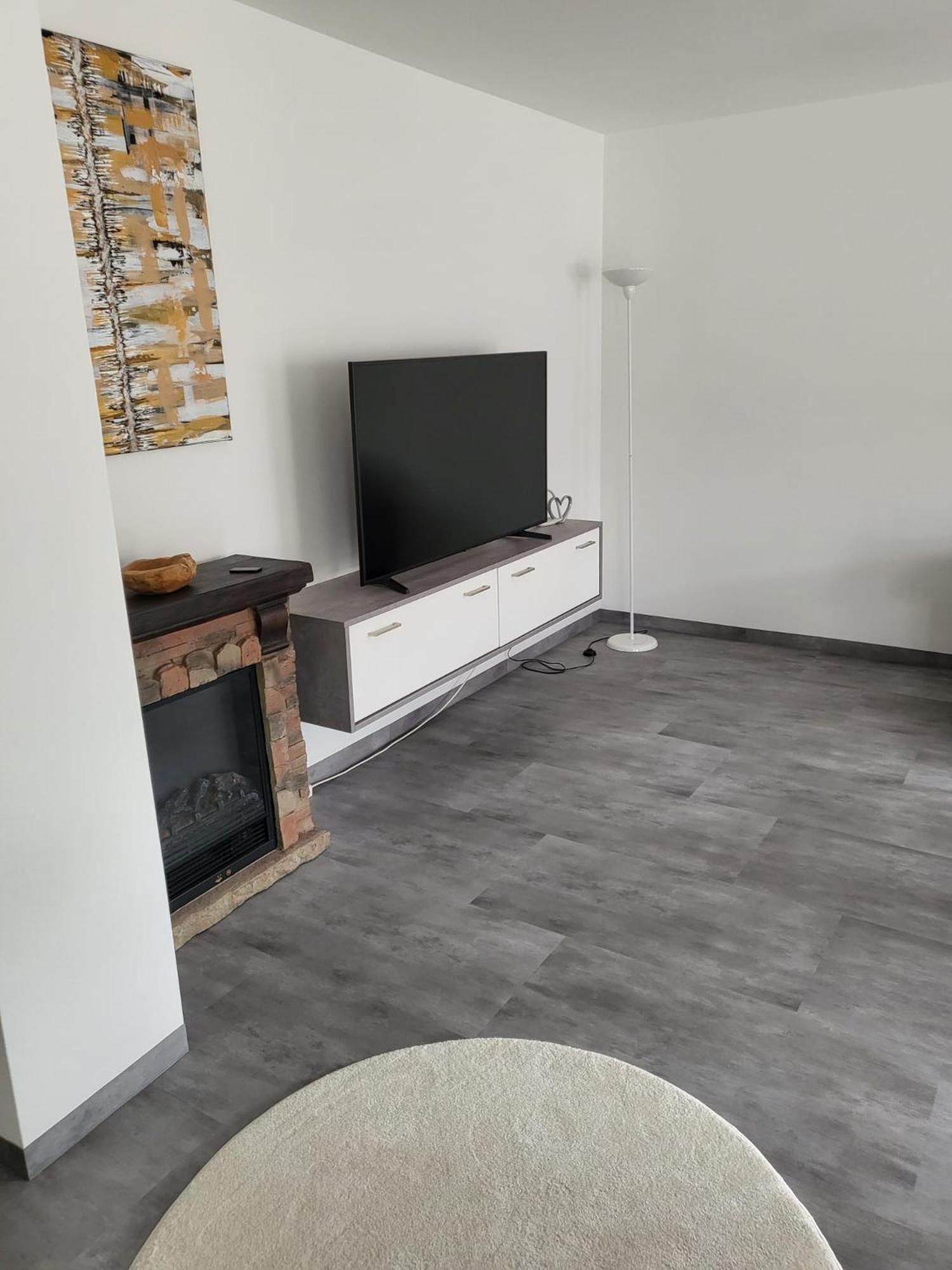 Three-Bedroom Apartment photo 1