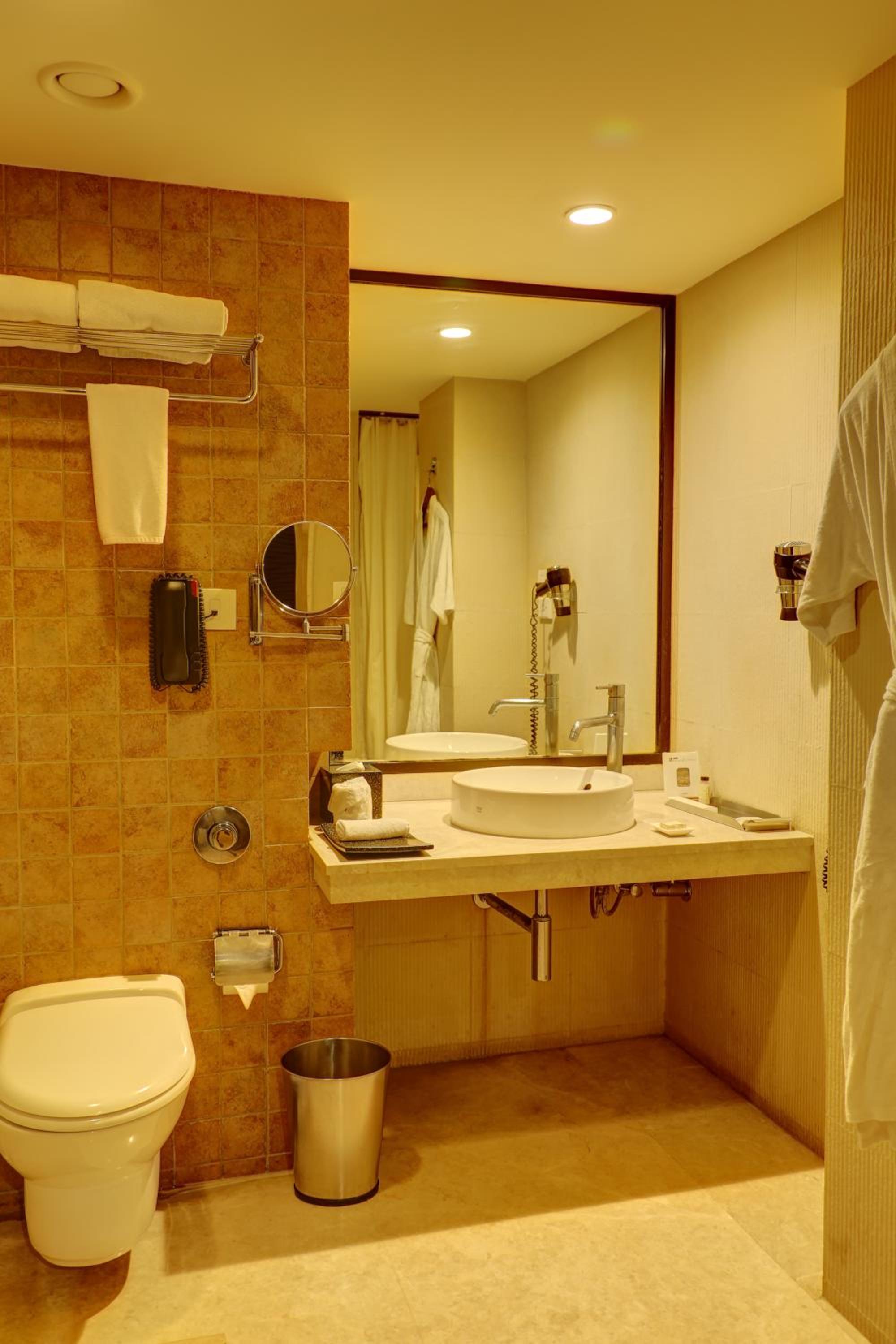 Club Double Room - Photo 2