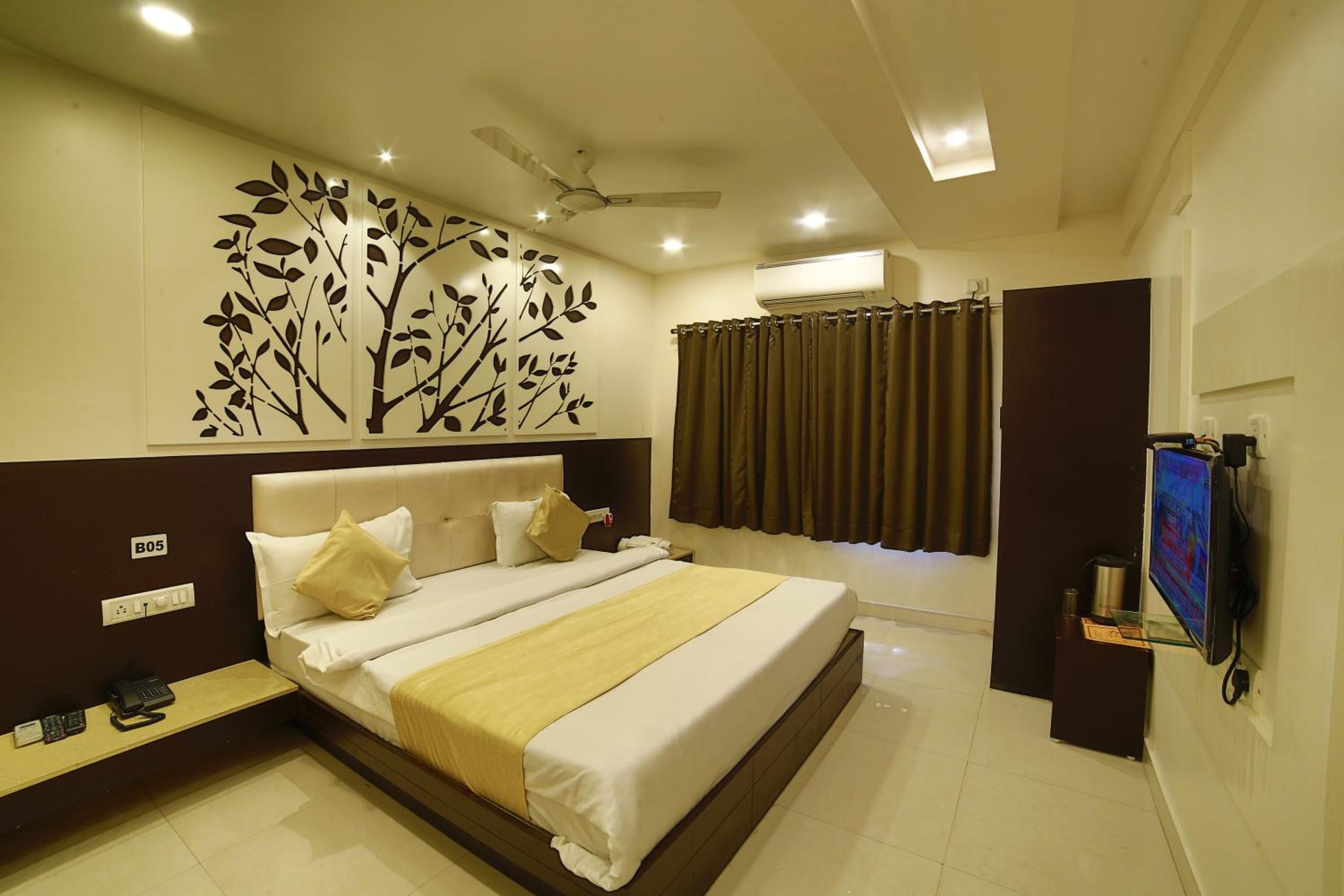 Deluxe Double Room photo 3