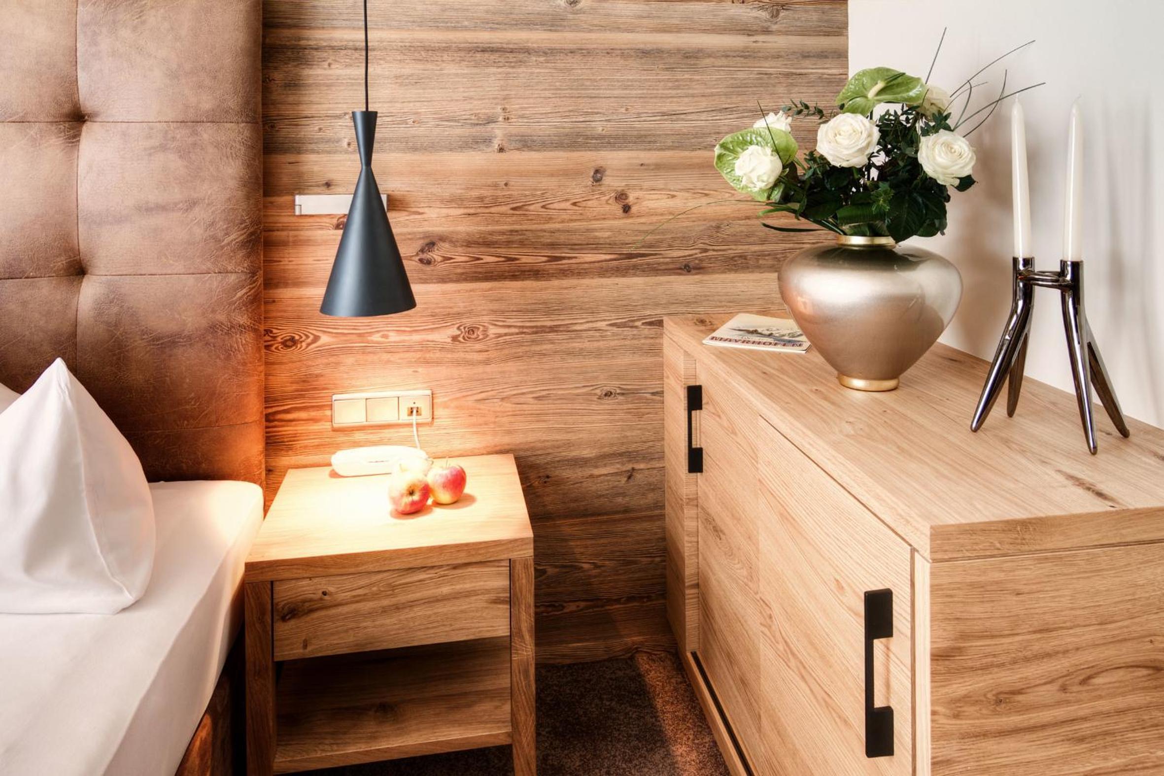 Deluxe Junior Suite - Photo 8