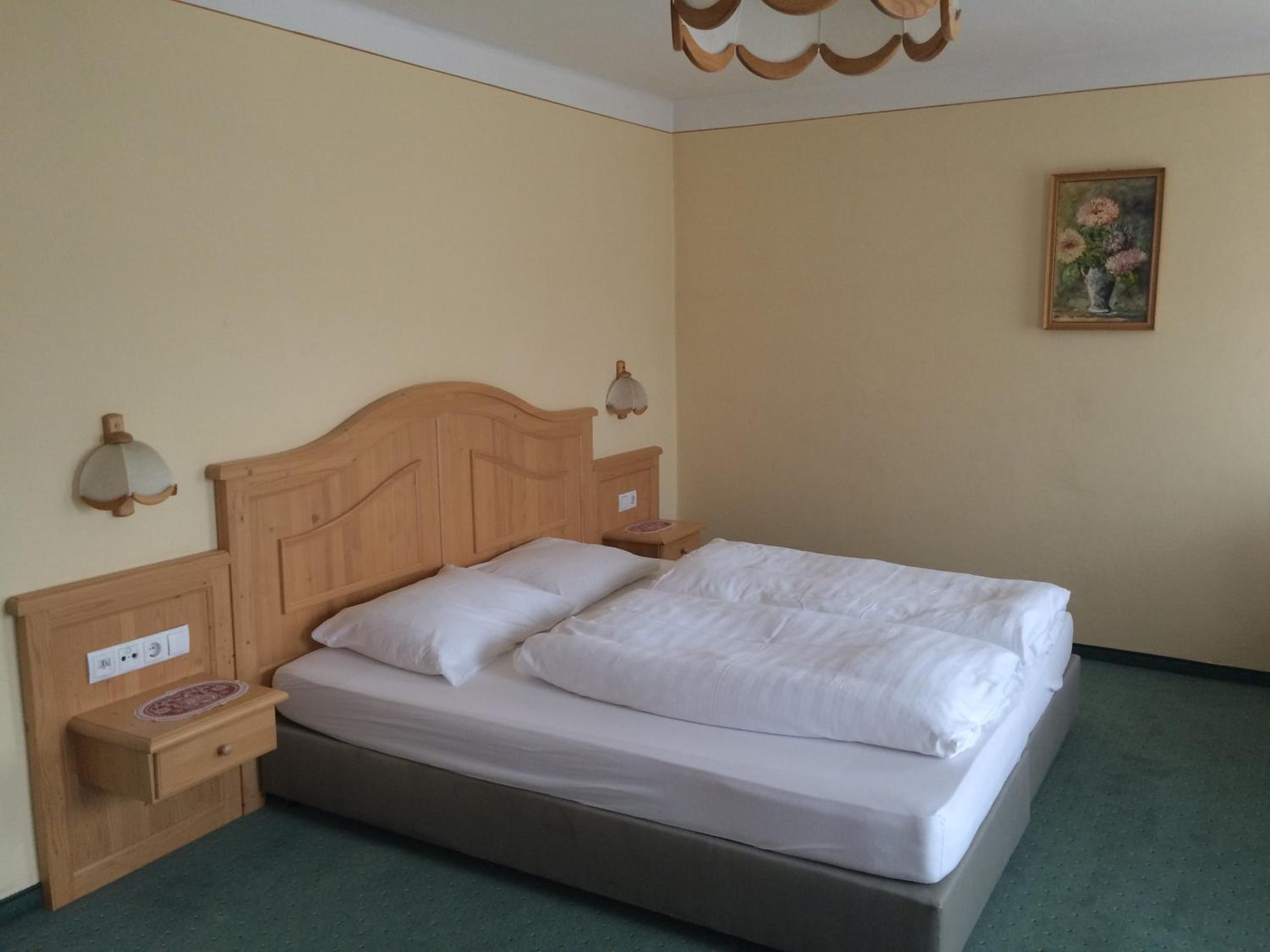 Double Room - Photo 2