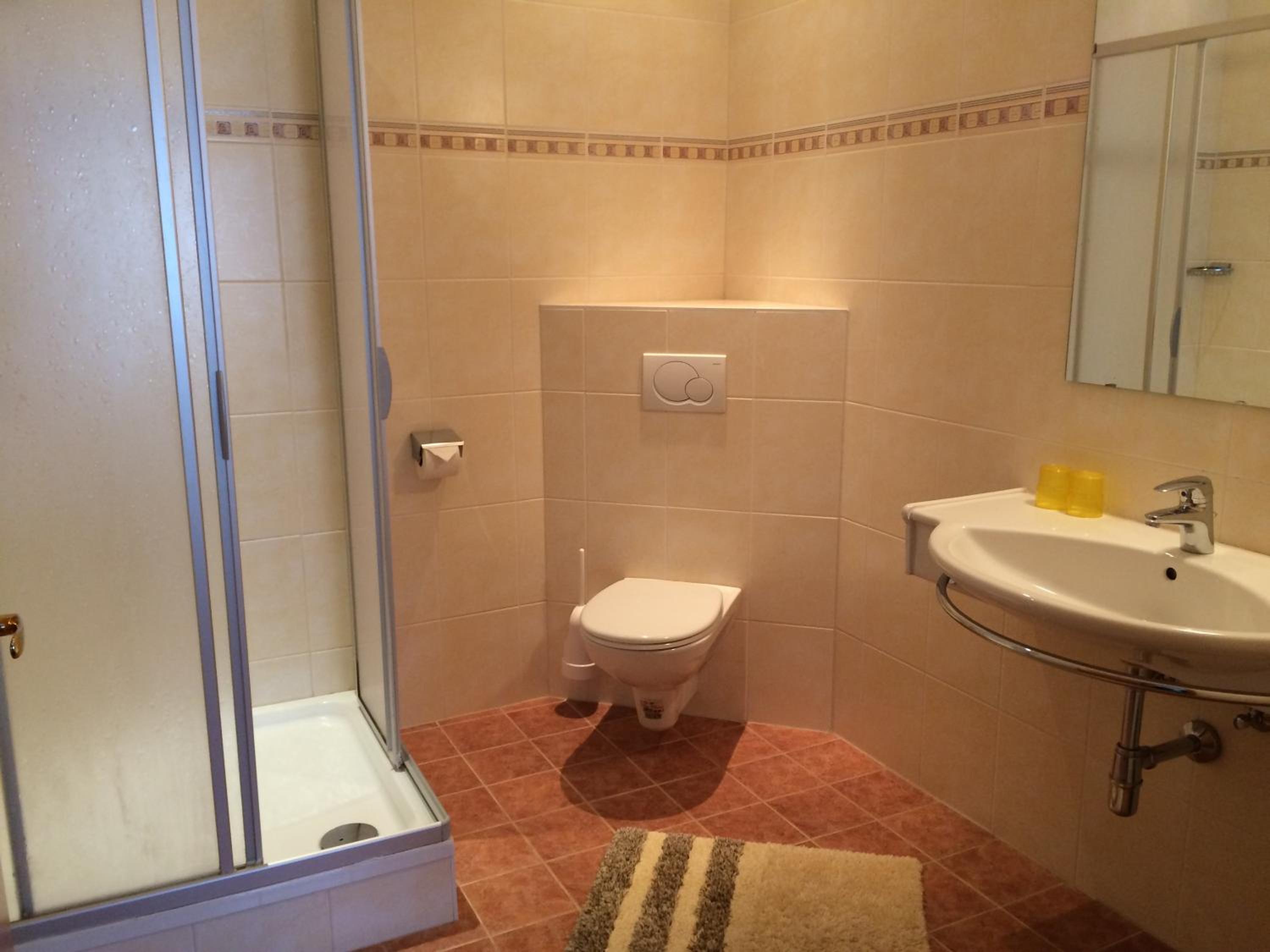 Double Room - Photo 4