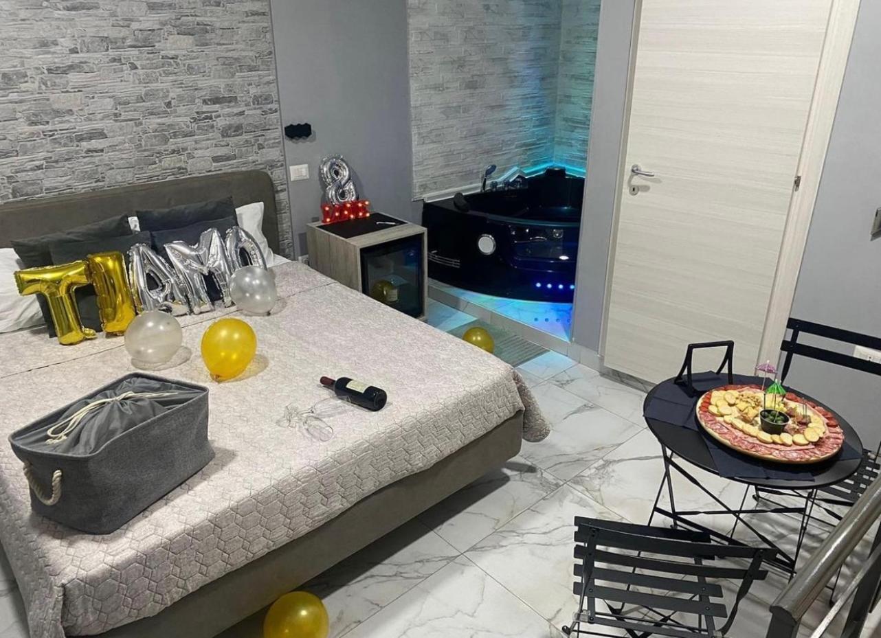 King Room with Spa Bath