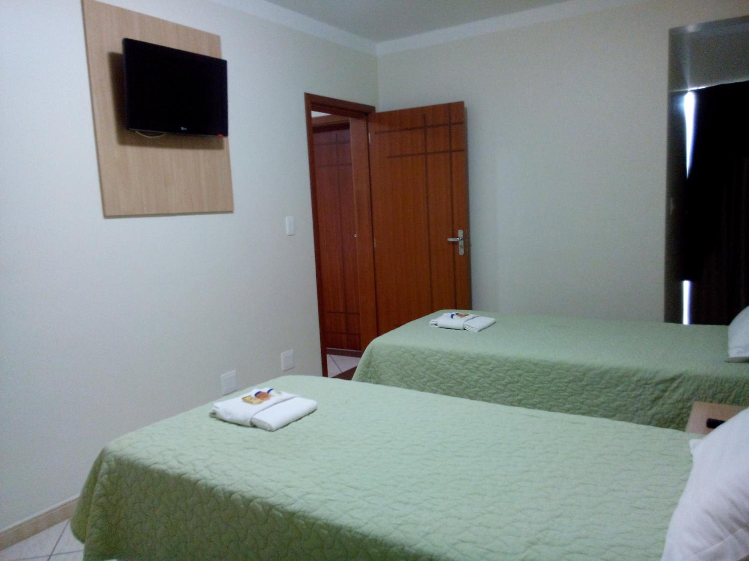 Superior Quadruple Room - Photo 3