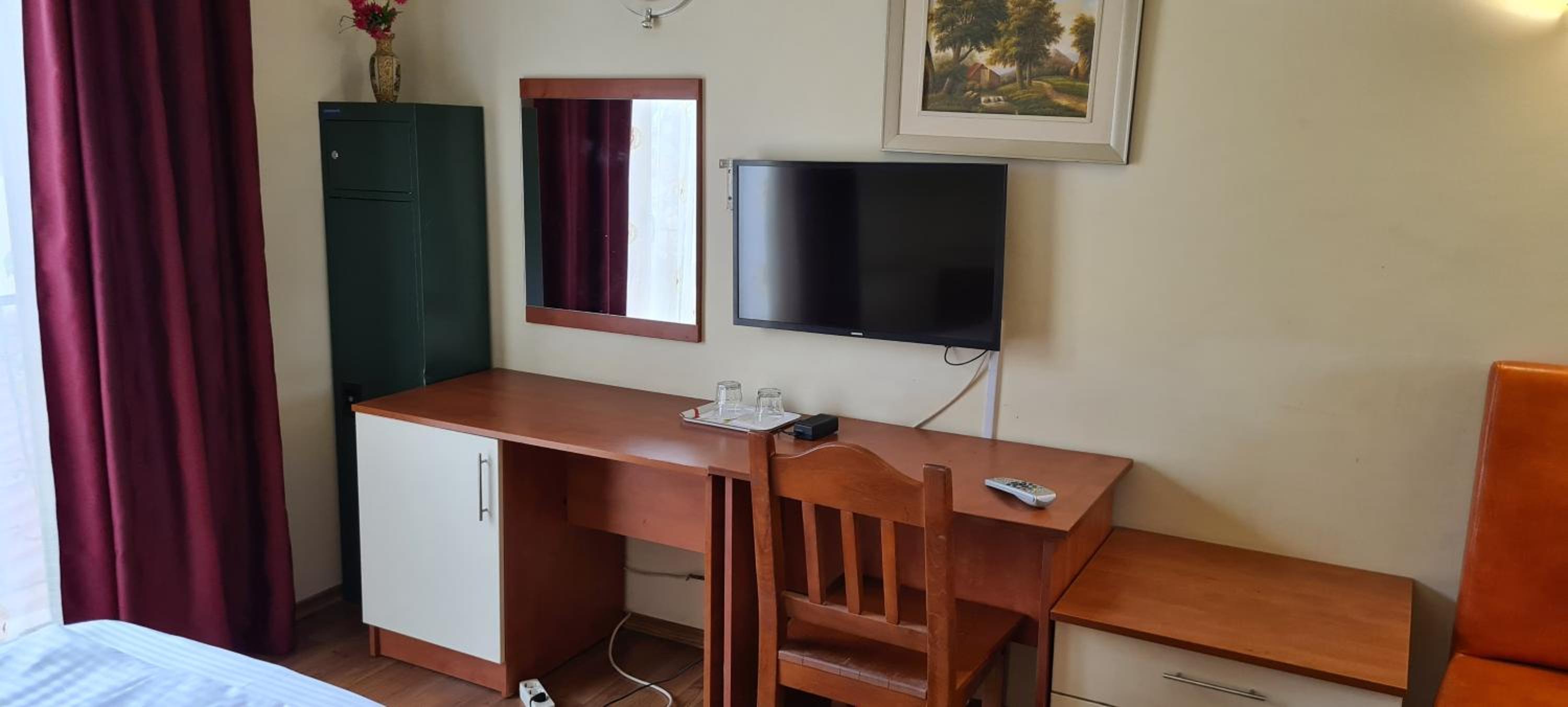 Double or Twin Room photo 1