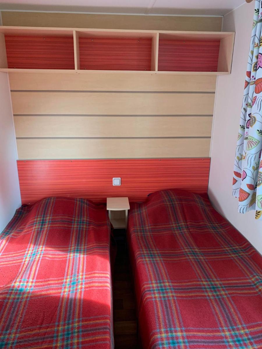 Mobile Home photo 1
