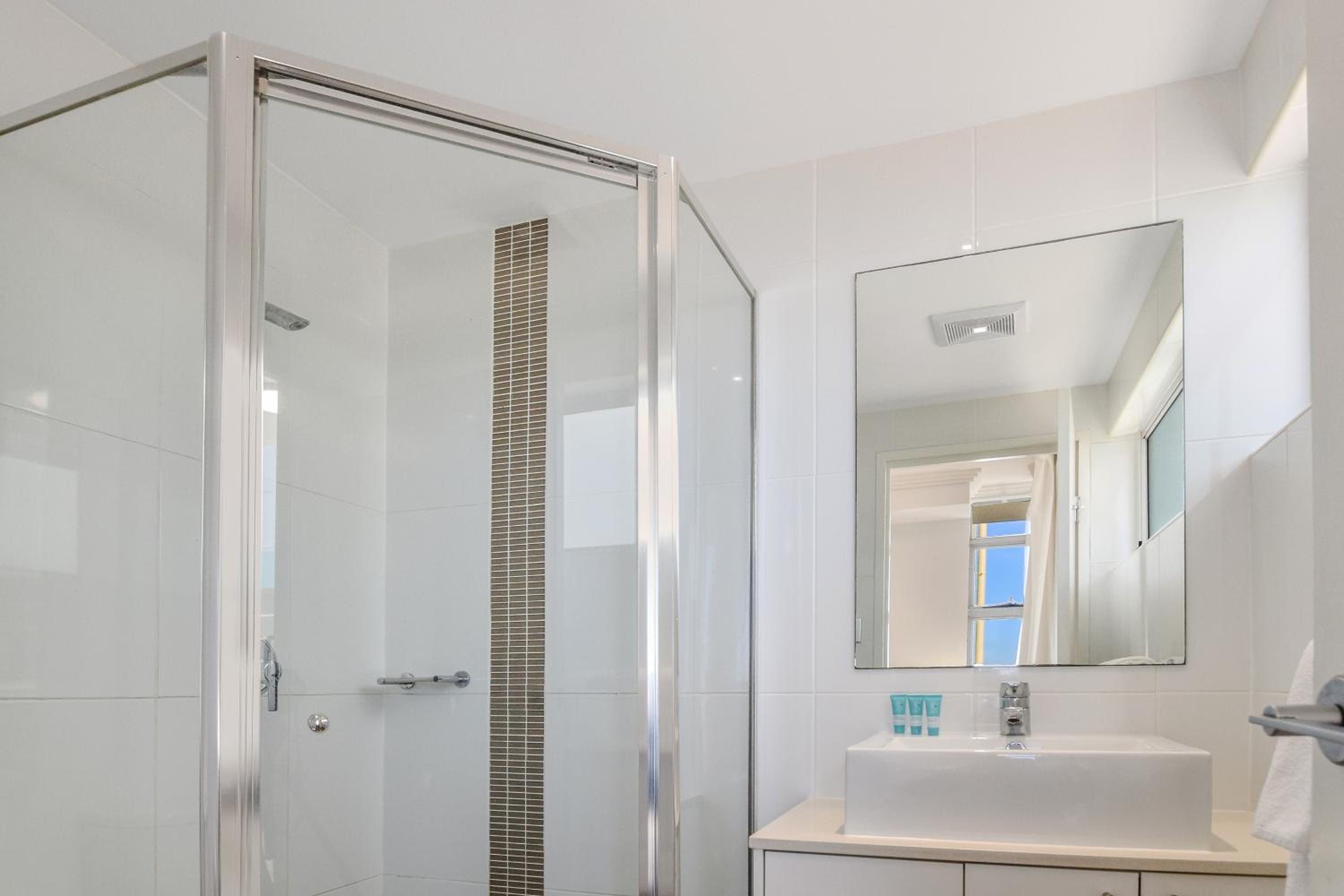 Three-Bedroom Apartment with Ocean View photo 3