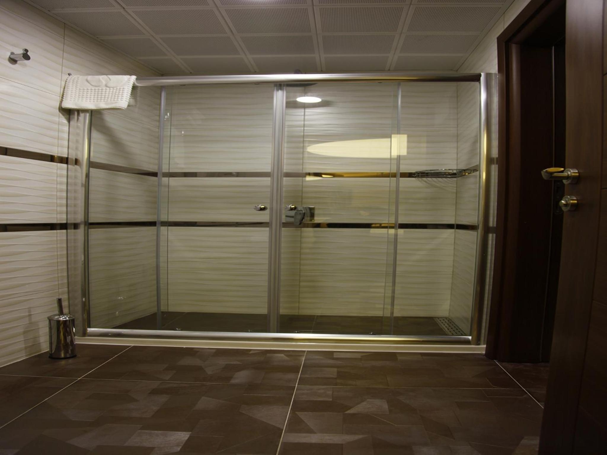 Deluxe Double or Twin Room photo 2