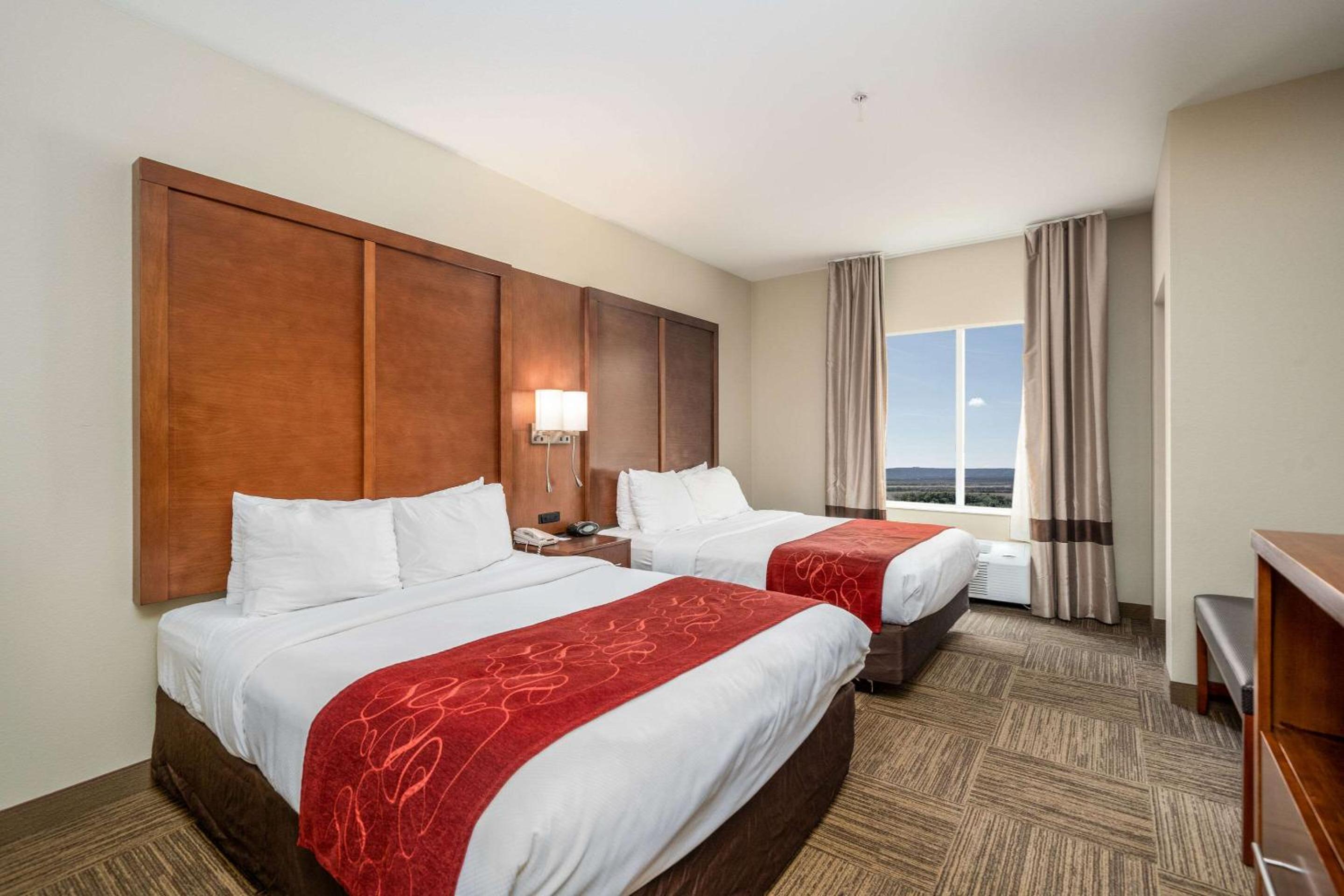 Queen Suite with Two Queen Beds - Disability Access/Non-Smoking - Photo 1