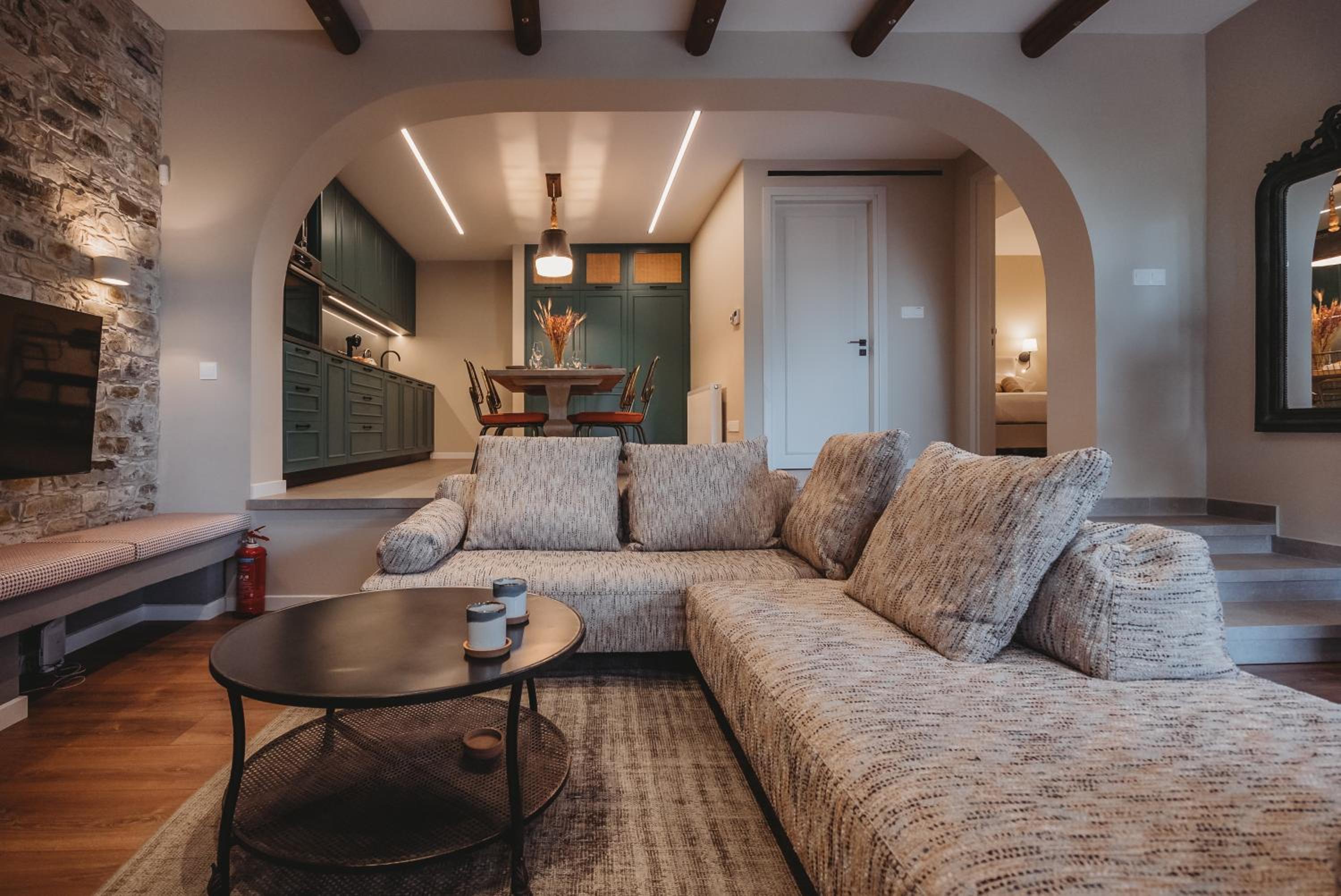 Suite with Hot Tub