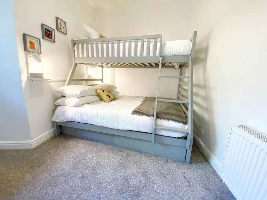 Two-Bedroom Apartment photo 1