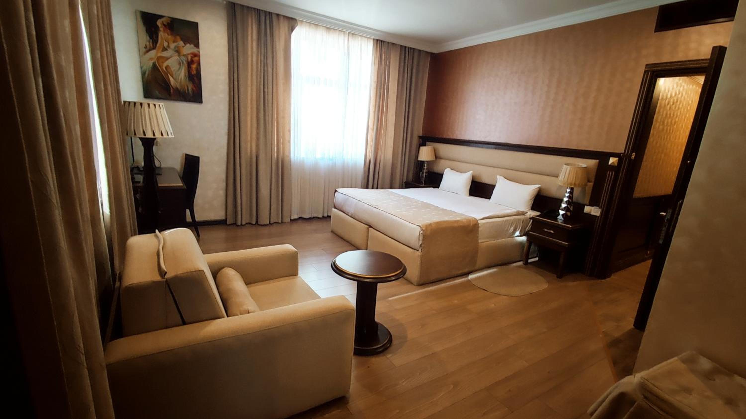 Double or Twin Room with City View