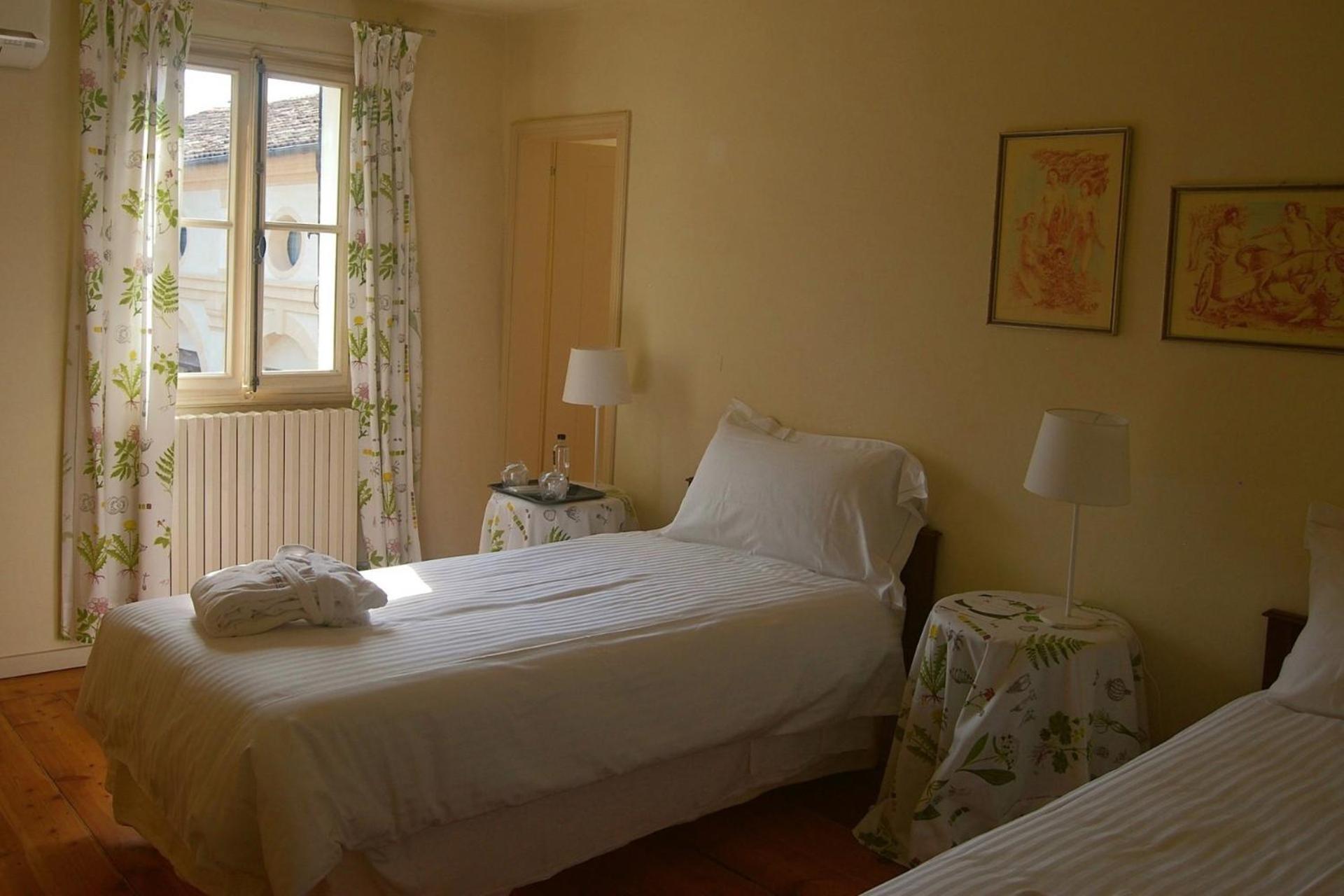 Economy Double or Twin Room photo 2