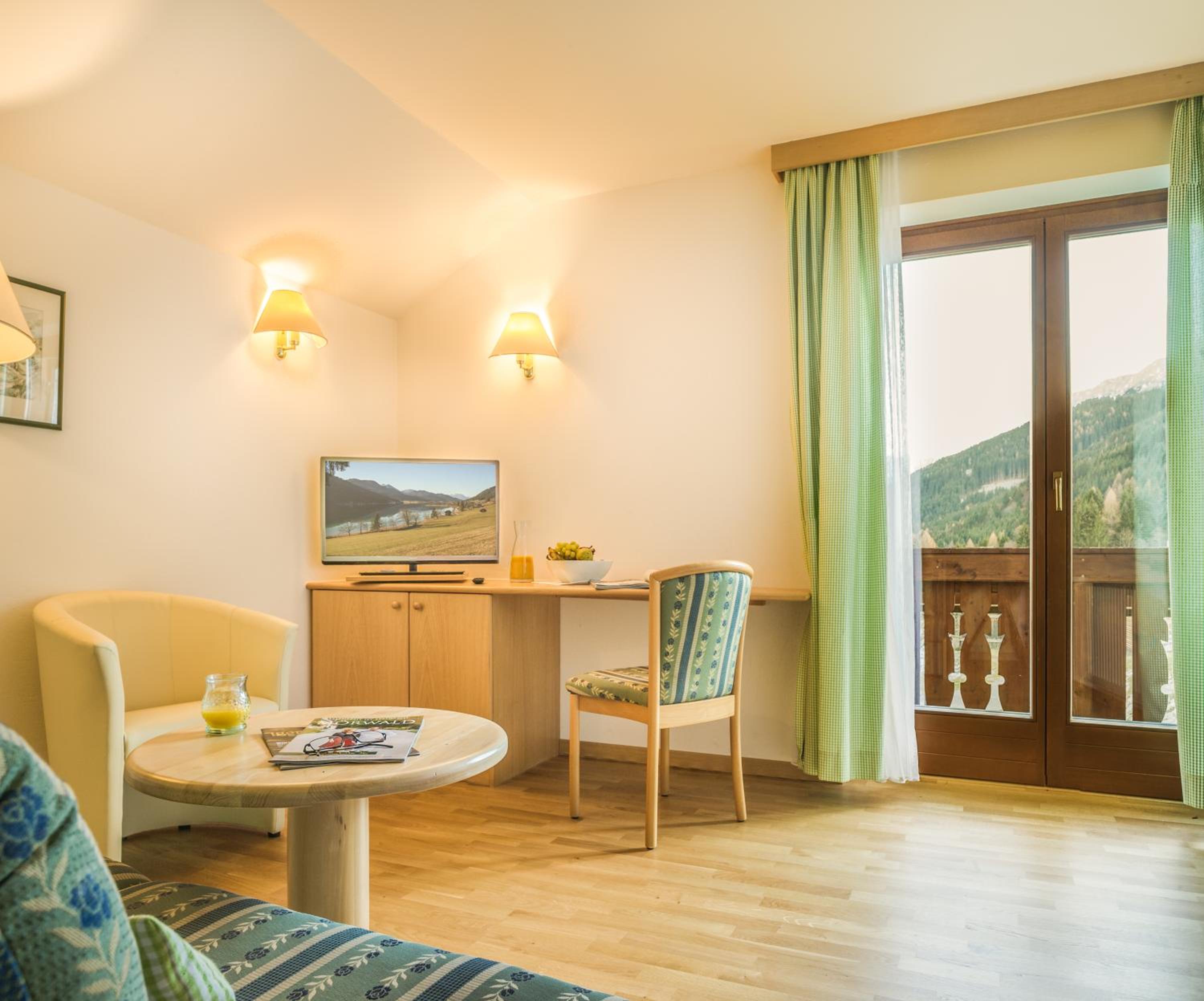 Deluxe Double Room with Lake View - Annex photo 2