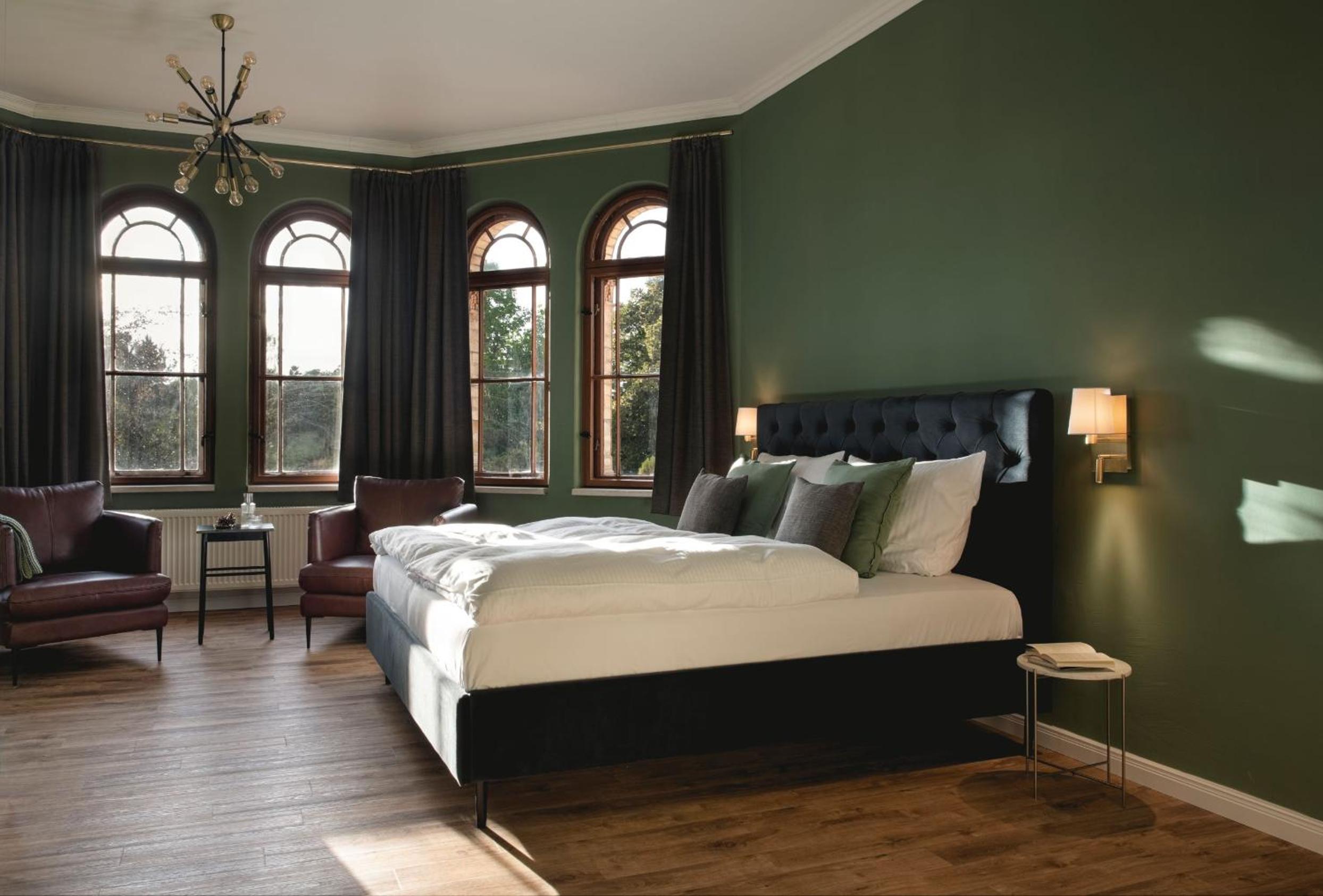Deluxe Queen Room photo 2