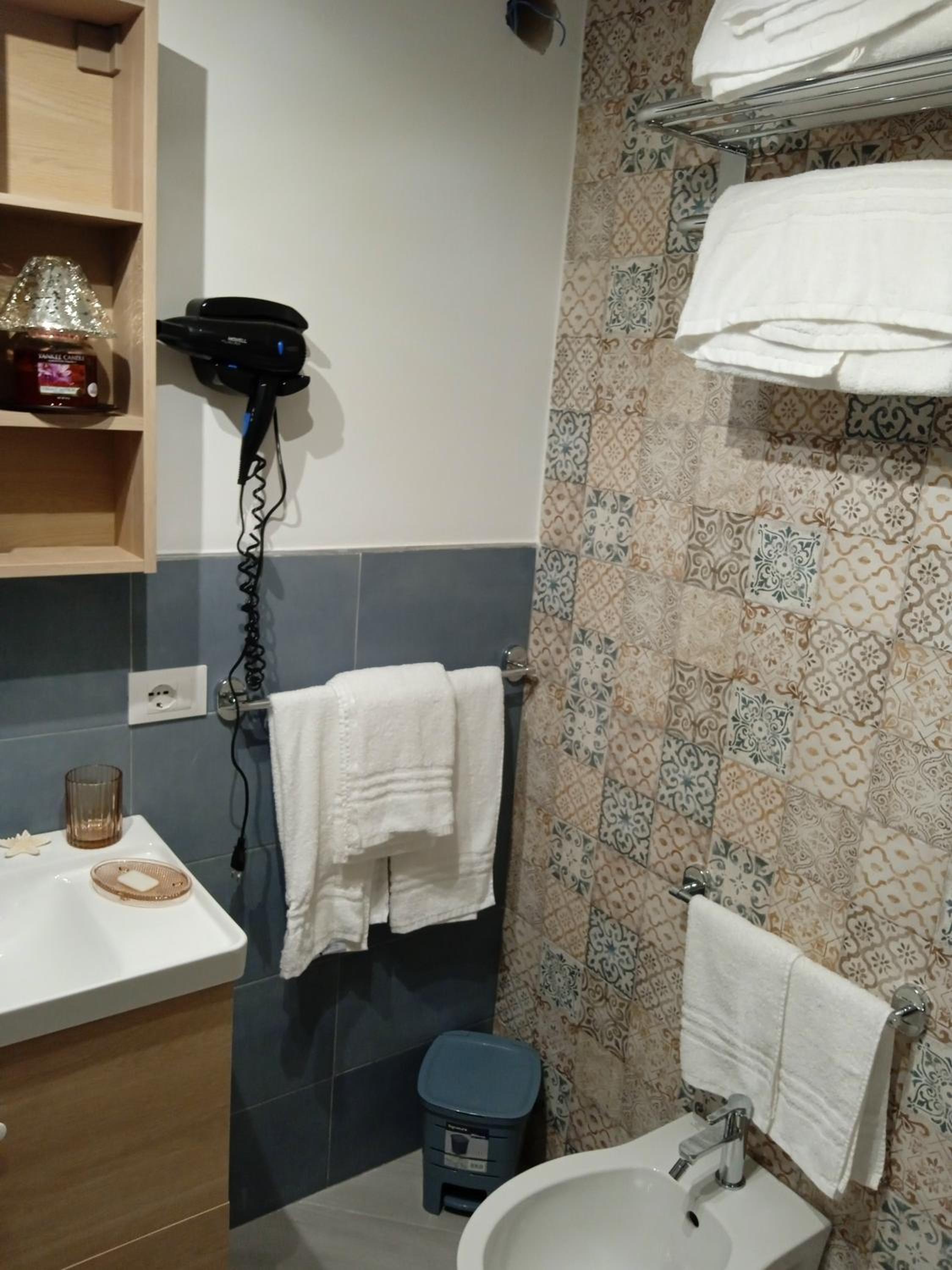 One-Bedroom House photo 3